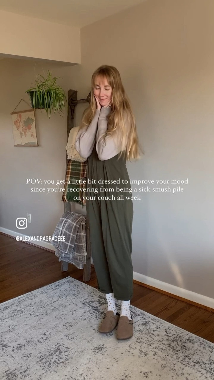 sick day ootd

#LTKHolidaySale #LTKVideo #LTKSeasonal