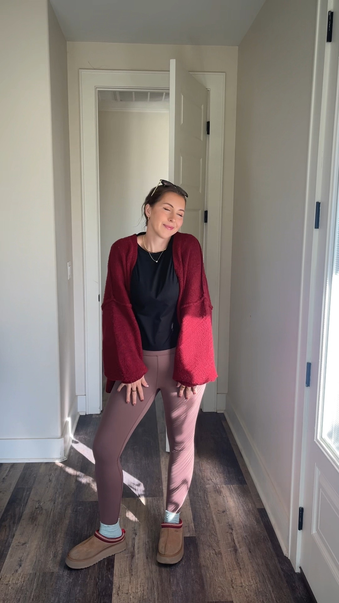 stay at home mom outfit of the daaay

#LTKCyberWeek #LTKHoliday #LTKGiftGuide