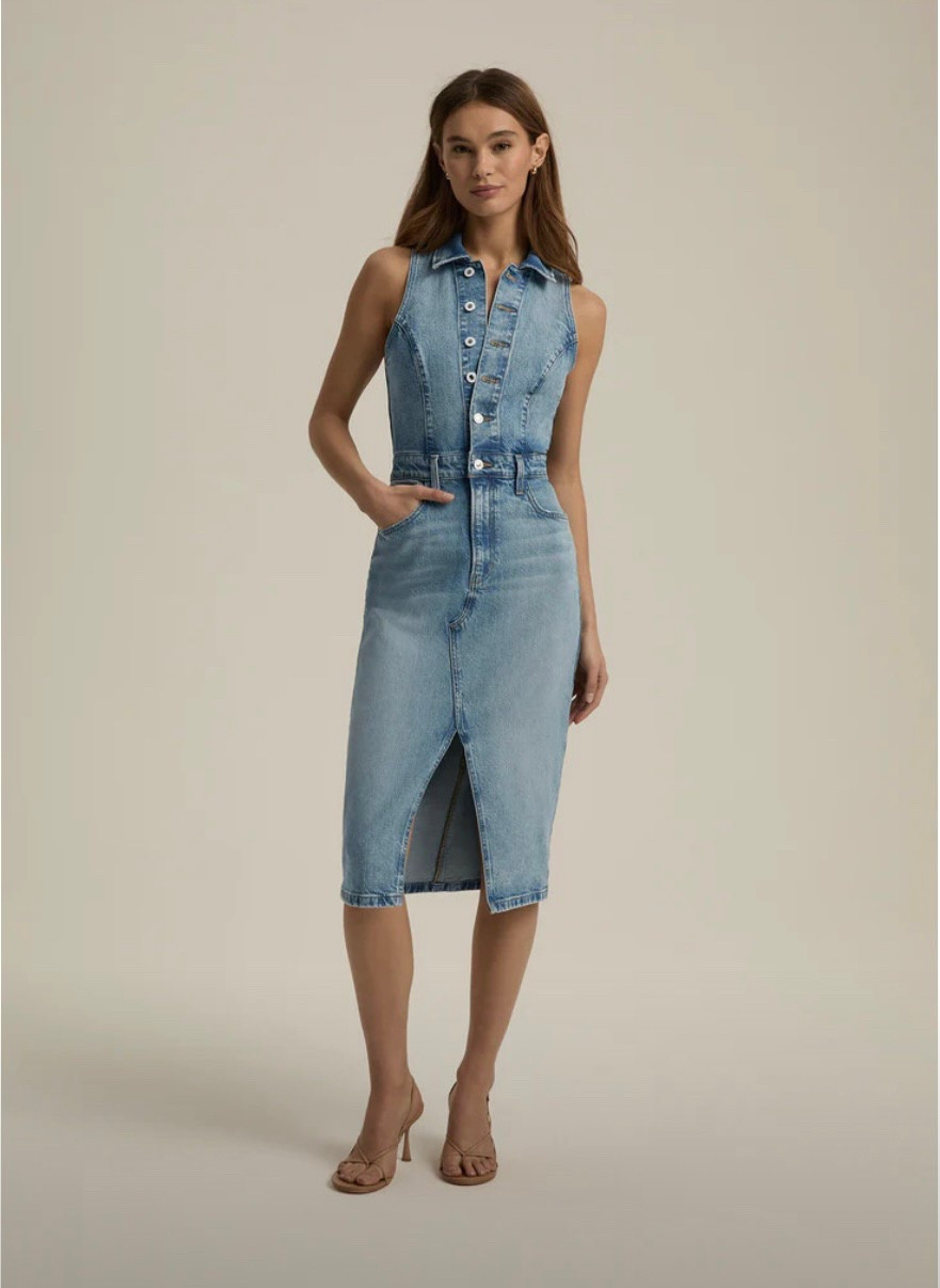 The absolute cutest denim dress from Favorite Daughter  

#LTKStyleTip #LTKOver40