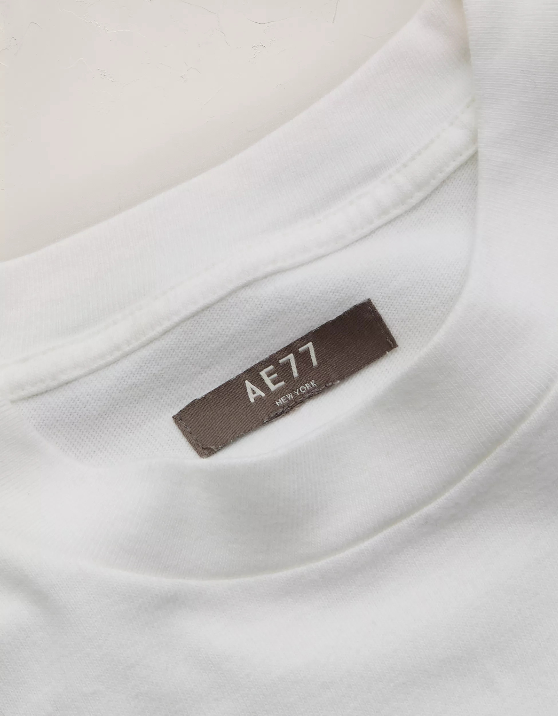 AE77 Premium Boxy Long-Sleeve Cropped T-Shirt | American Eagle Outfitters (US & CA)