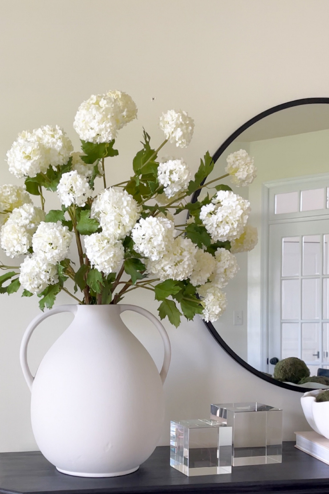The most realistic snowball flowers from Afloral! Linking the flowers & vase! 

#LTKFindsUnder50 #LTKHome #LTKSeasonal