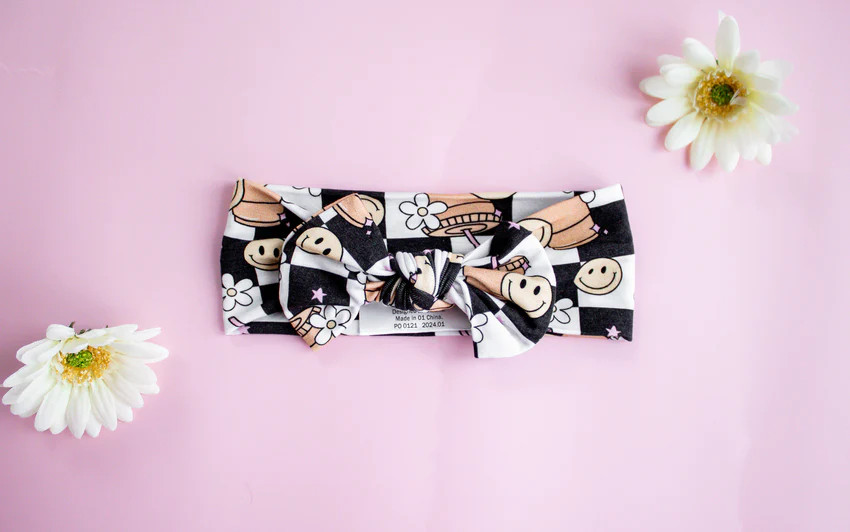 SMILEY CUP OF CHECKERS DREAM BOW | Dream Big Little Co.