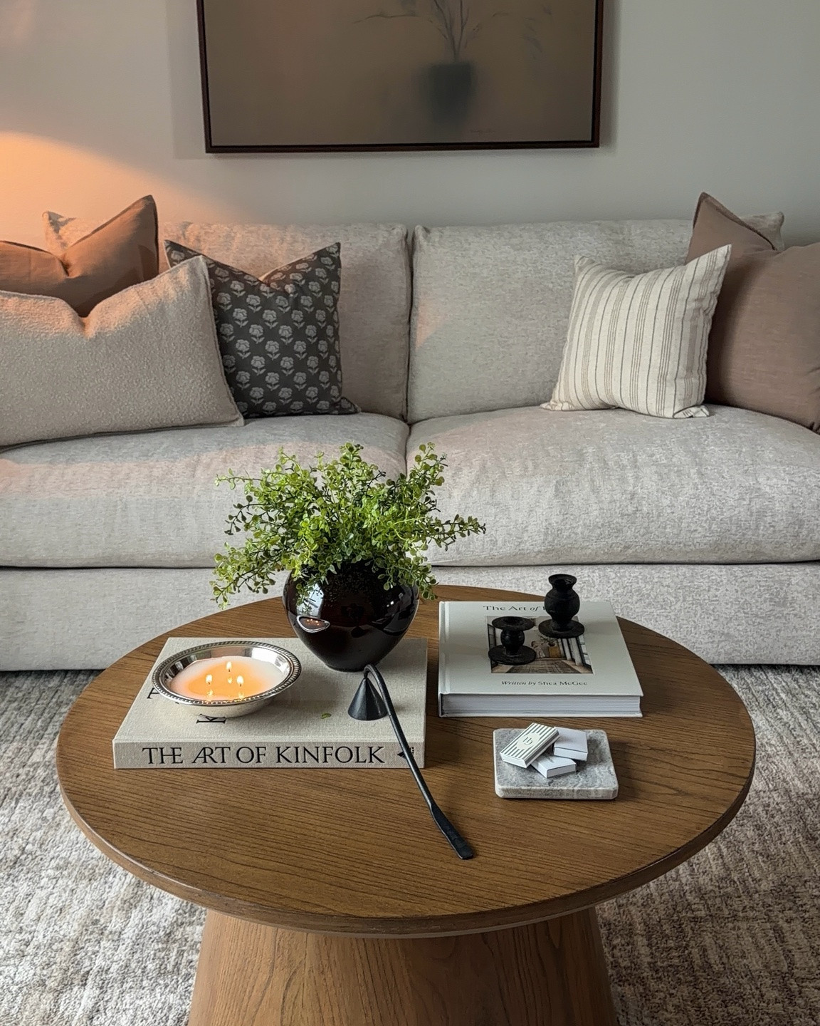 Coffee table Summer refresh 🍃🕯️

#LTKSeasonal #LTKHome
