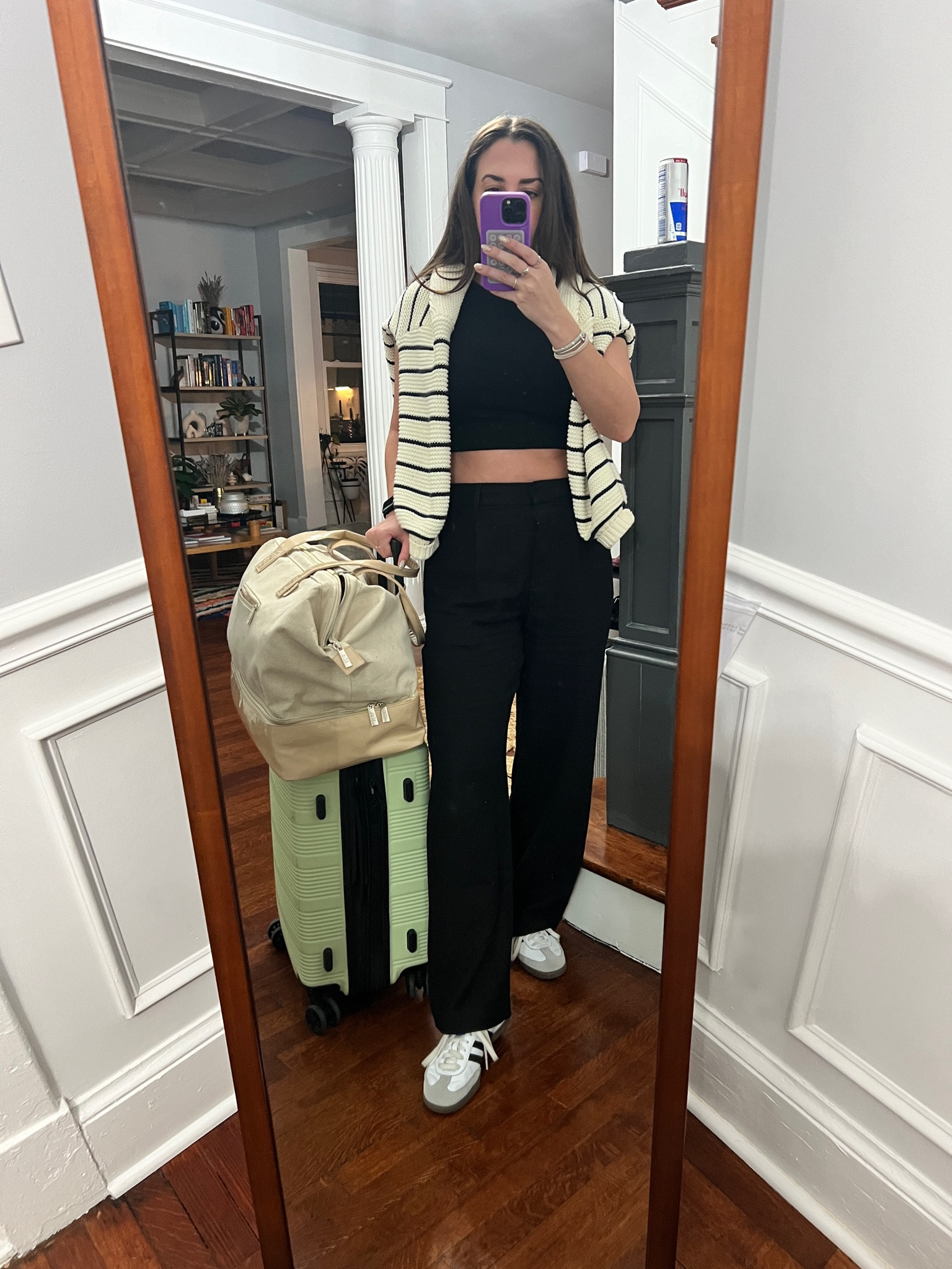 Travel style. Linen pants. Black travel pants. 

#LTKfindsunder100 #LTKfindsunder50 #LTKtravel