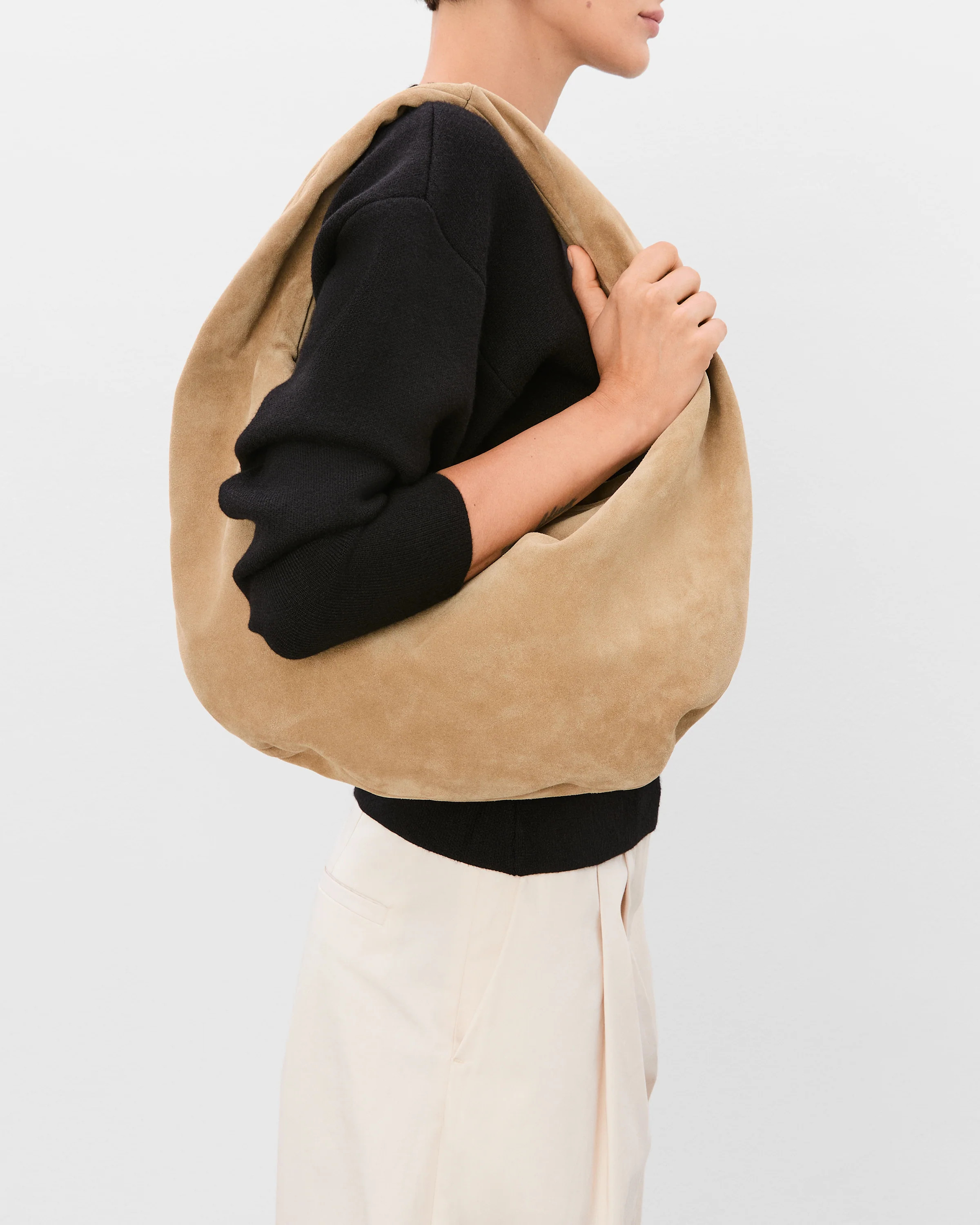 Alva Shoulder Bag Suede Sand Bag | Flattered