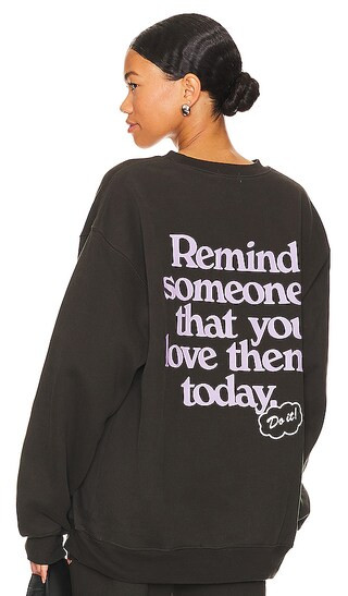 Somebody Loves You Crewneck in Charcoal | Revolve Clothing (Global)