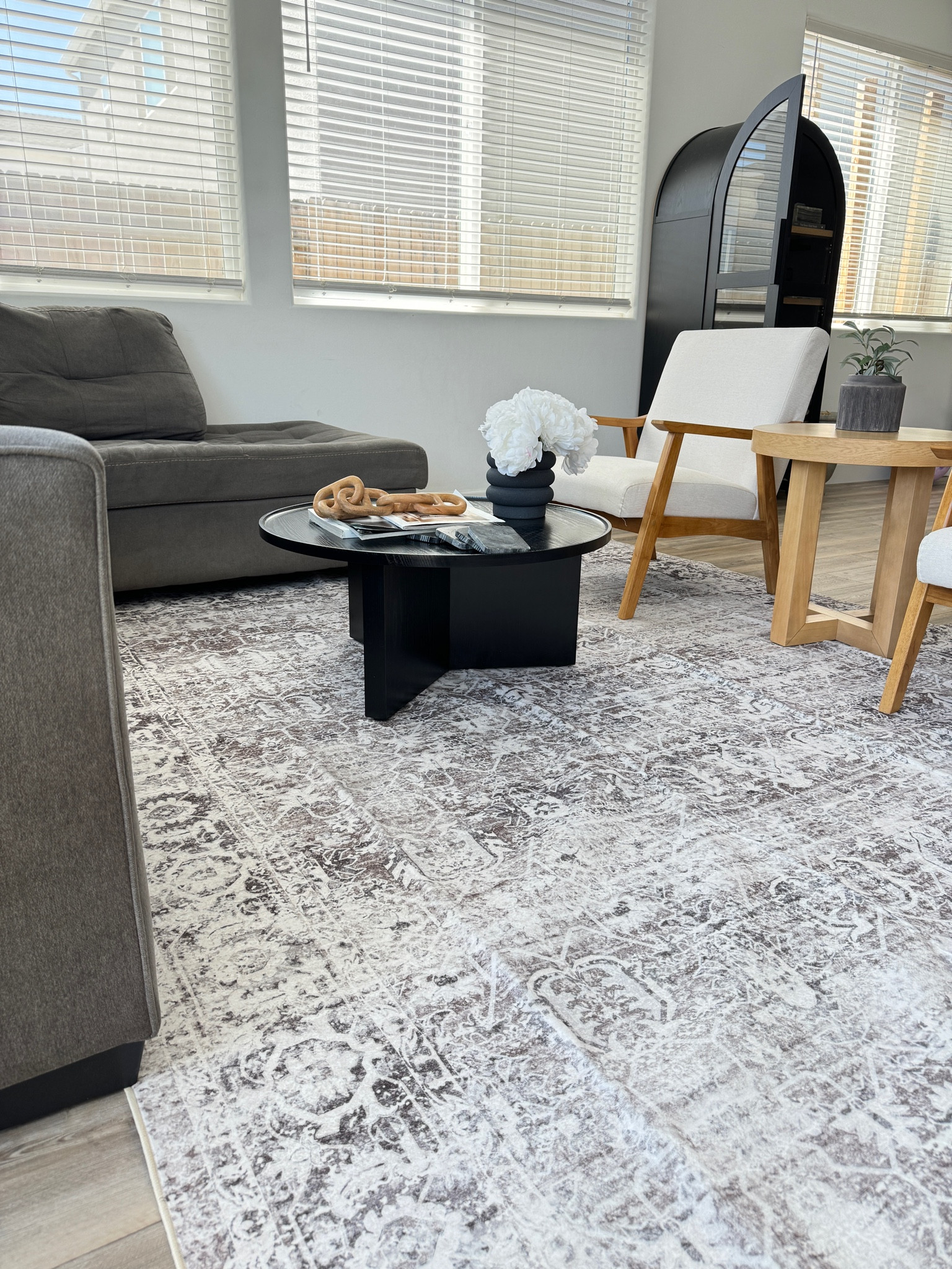 Shop my new living room rug😍

#LTKOver40 #LTKHome