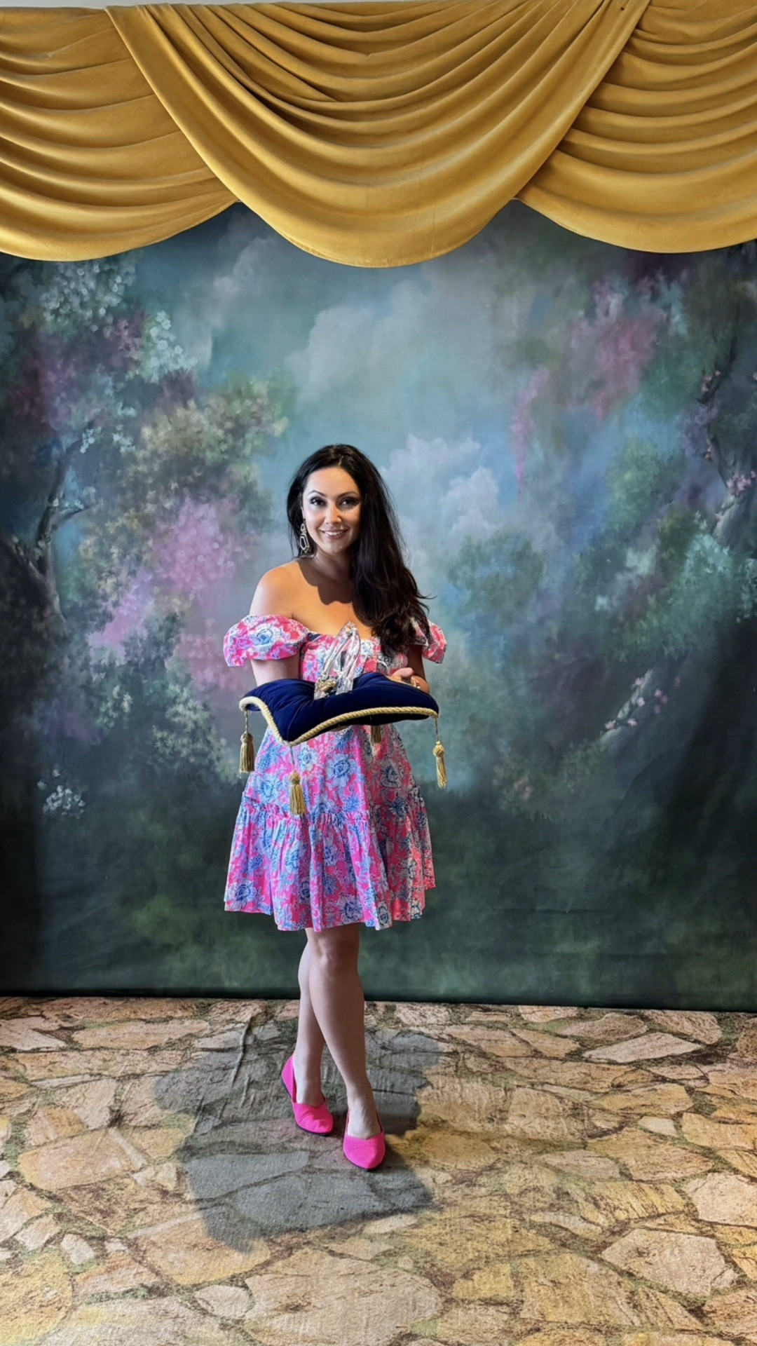 Gorgeous Lily Pulitzer summer dress with versatile sleeves! 

#LTKStyleTip #LTKTravel #LTKShoeCrush