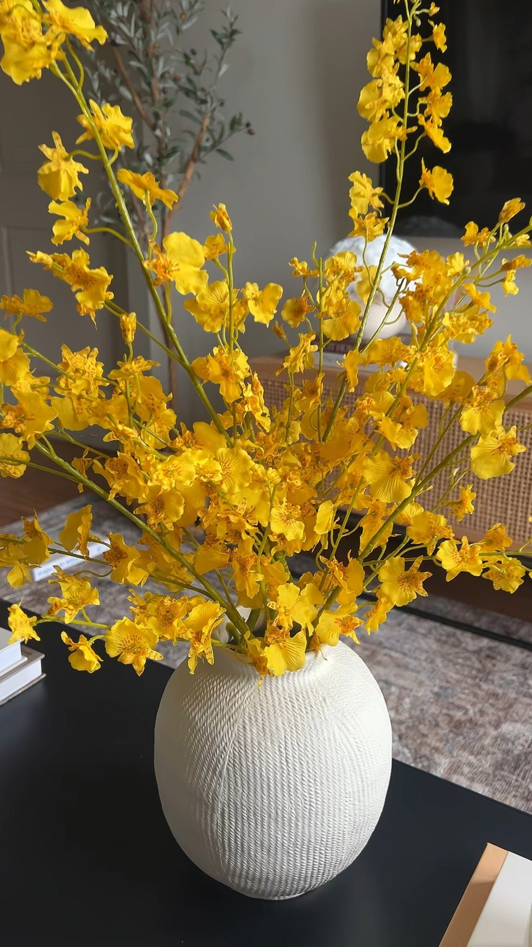 Afloral 
Realistic faux flowers
Faux stems
Faux branches
Home decor living room
Home staging
Living room decor
Spring decor
Neutral home decor
Neutral living room
Organic modern decor
Organic neutral home
Organic living room
Organic decor



#LTKFindsUnder50 #LTKHome #LTKSeasonal