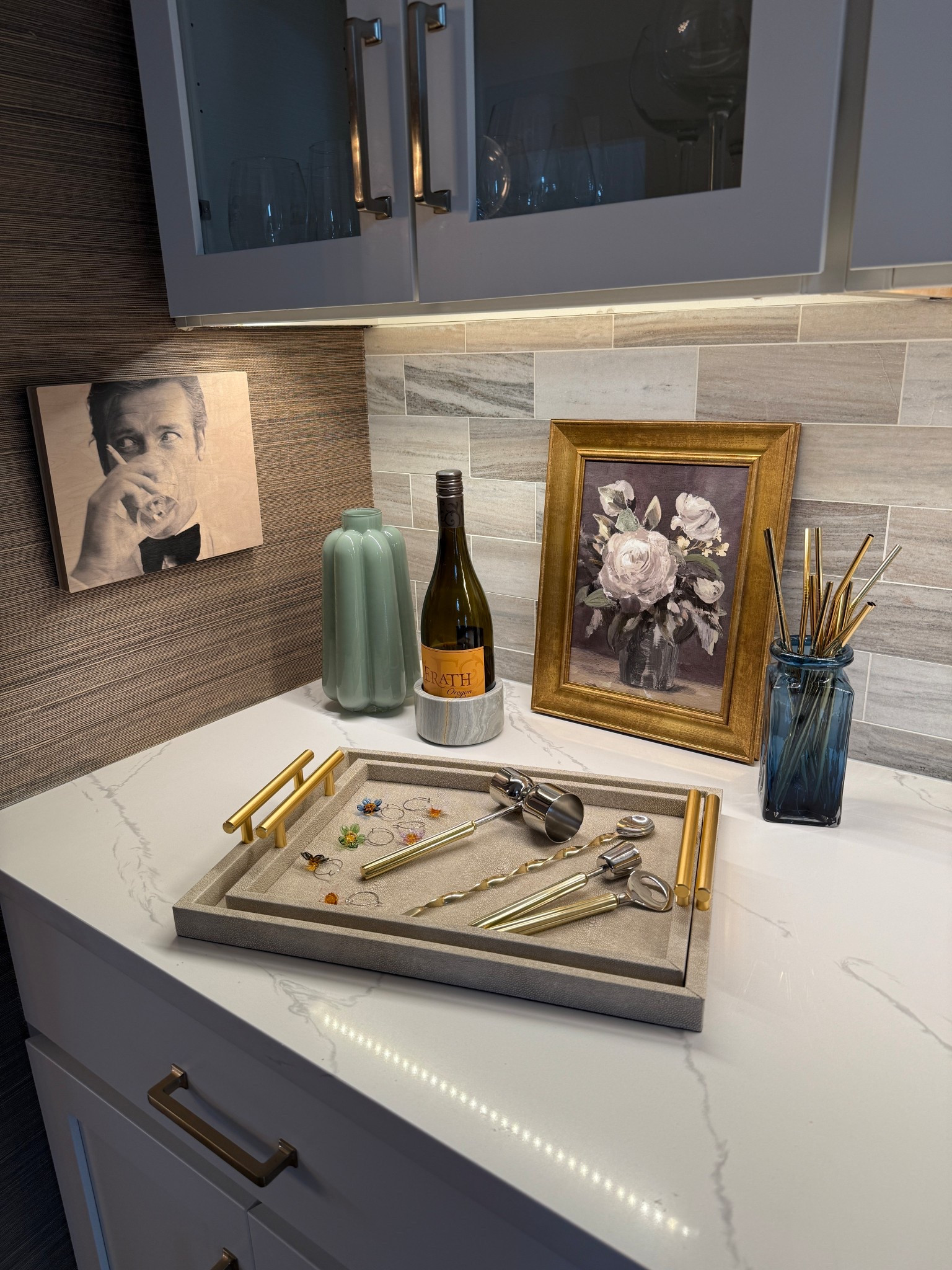 We styled the bar at Warrington House with bar tools and a chic tray — the perfect finishing touches to make the space feel polished and inviting.
