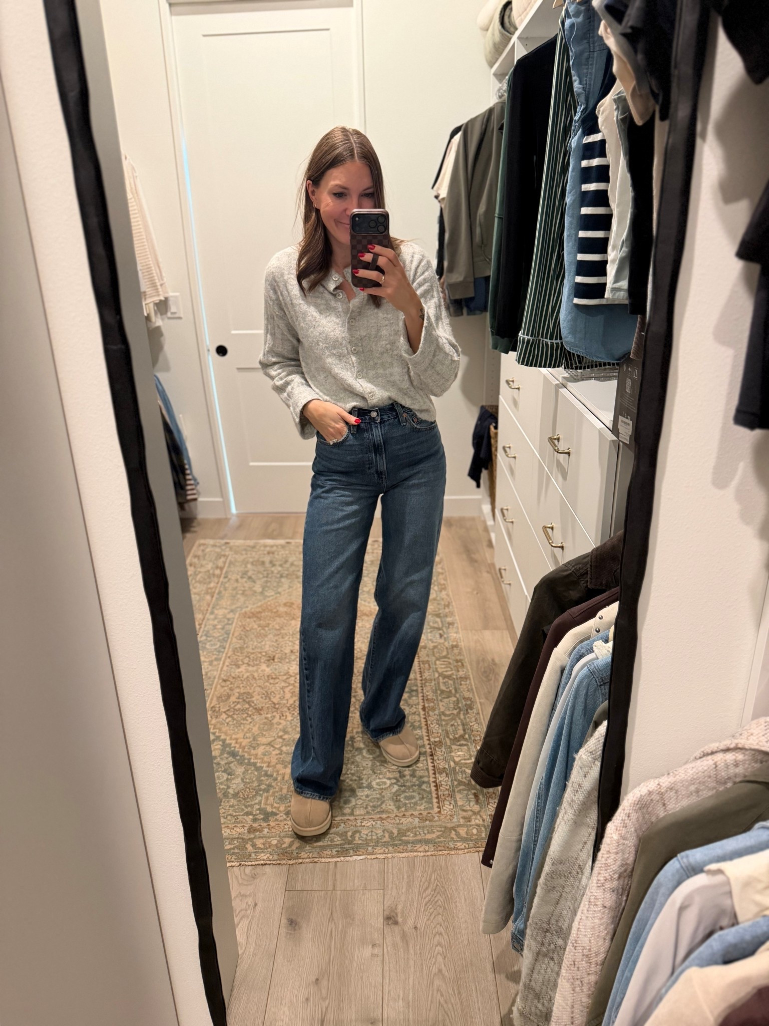 Levi’s are 40% off right now! I have these high waisted rib cage wide leg jeans and four or five washes now and I love them! I’m 5’9” and wearing the 34 inch inseam. 

#LTKSaleAlert #LTKFindsUnder100 #LTKTall