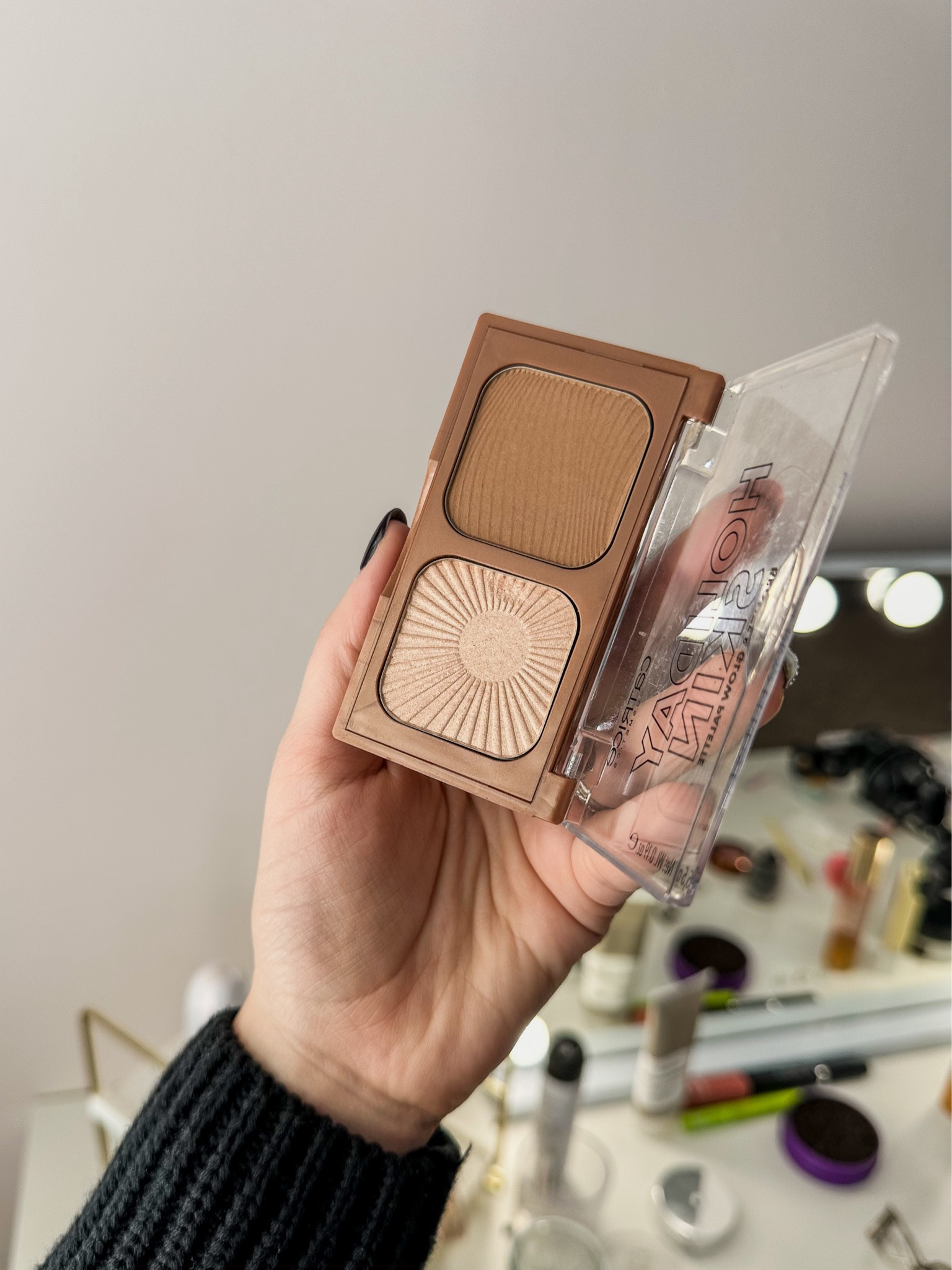 My go to bronzer recently and under $6 (!!!) right now for Prime Day 

#LTKBeauty #LTKSaleAlert #LTKxPrimeDay