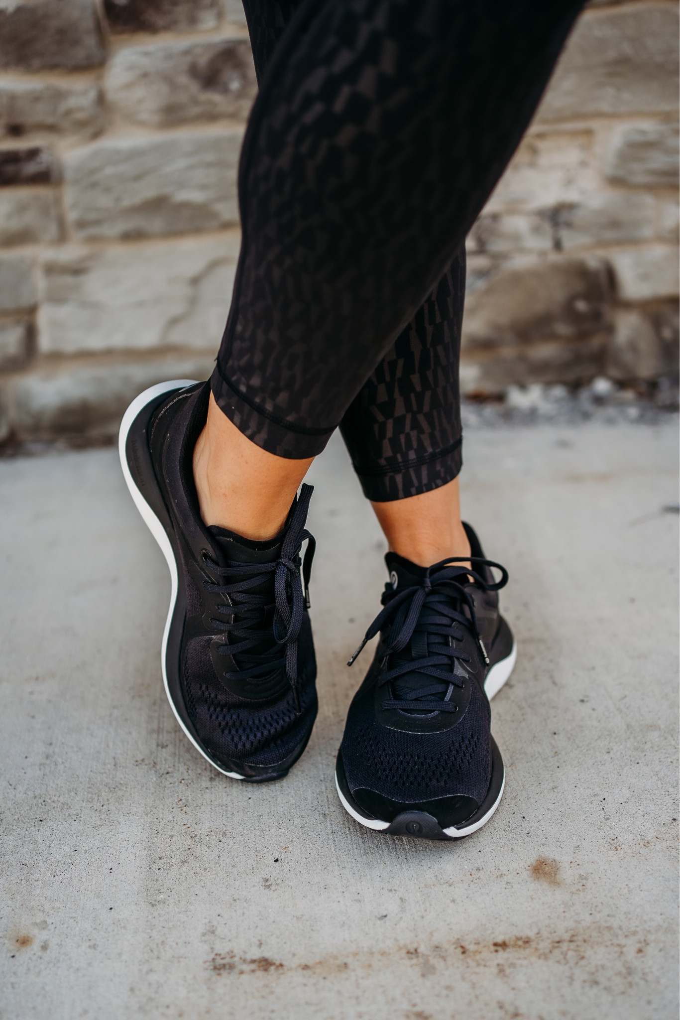 Chargefeel Low Women's Workout Shoe - Resale