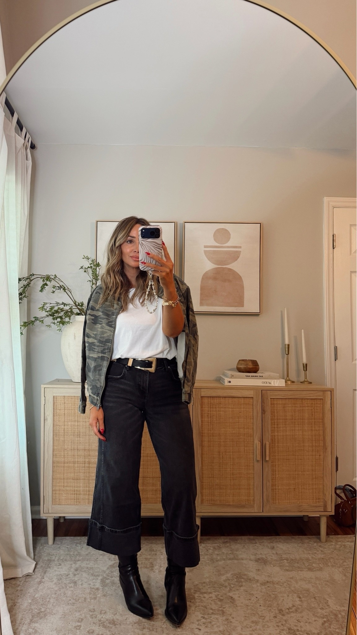 a pop or camo + cropped denim for a cool fall girl outfit! size M jacket, size S top (great everyday basic tee), size 4 jeans. walmart, fall outfit @Walmart

#LTKootd