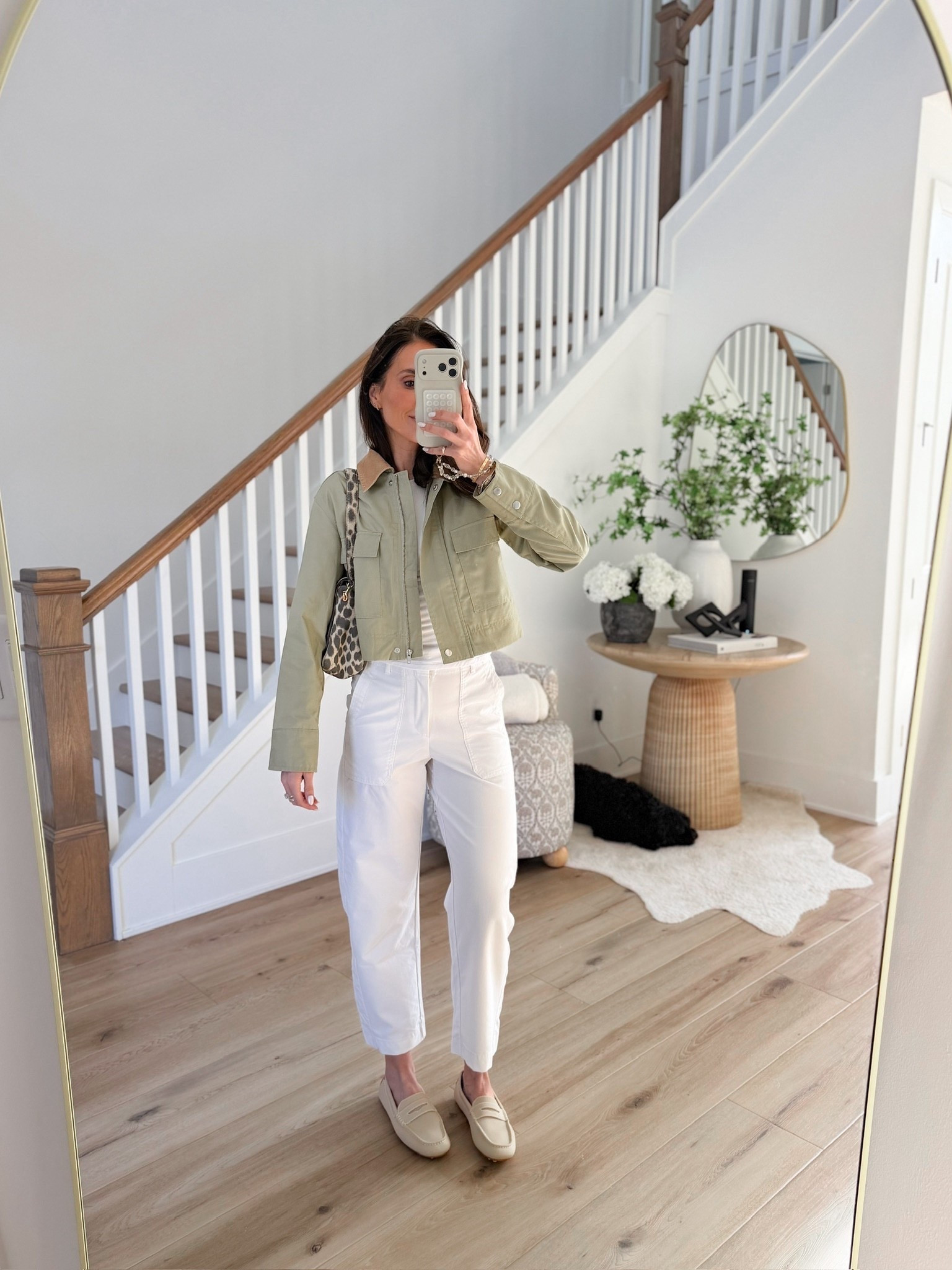 Spring jacket, lightweight jacket, cool girl outfit, cropped jacket, spring outfit inspo, easy mom outfit, annabrstyle 

#LTKootd #LTKgrwm #LTKSeasonal
