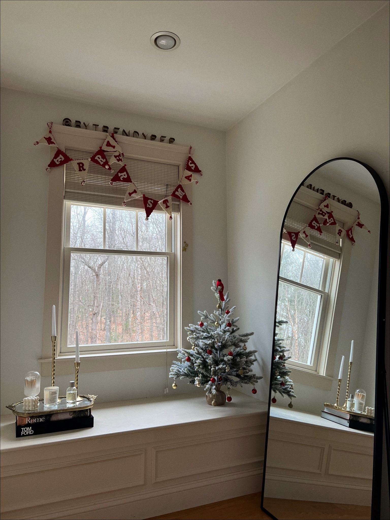 I have the largest size 

#LTKHoliday #LTKhome #LTKSeasonal