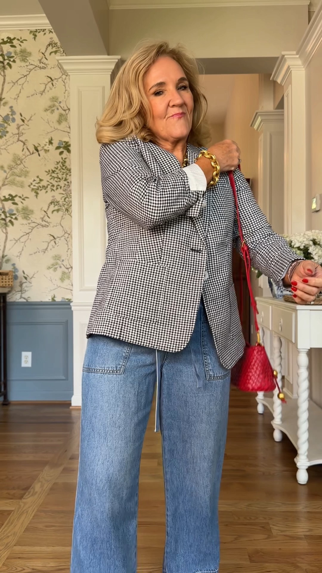 Blazer size 10 petite jeans size small 
Business casual 
These best-selling linen straight ankle pants are a wardrobe staple for work, travel, and everyday wear. The classic beach gingham print pairs effortlessly with a black tee, matching blazer, and white sneakers for a polished look that's comfortable enough to wear all day.

#LTKSaleAlert #LTKOver40 #LTKWorkwear