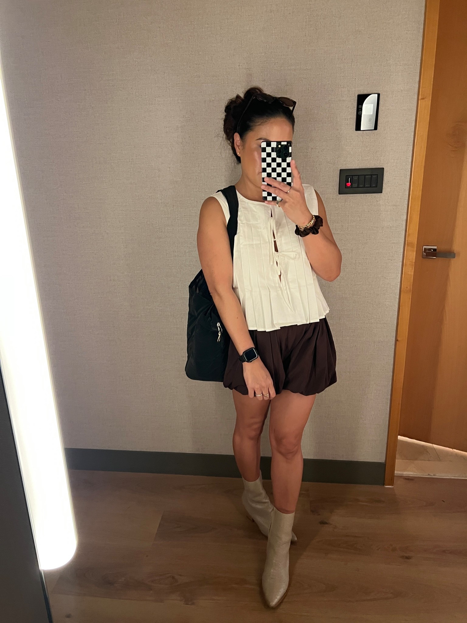 Changed a couple of times in Auckland because it was humid, raining, hot, then cold  

#LTKTravel #LTKdayinmylife