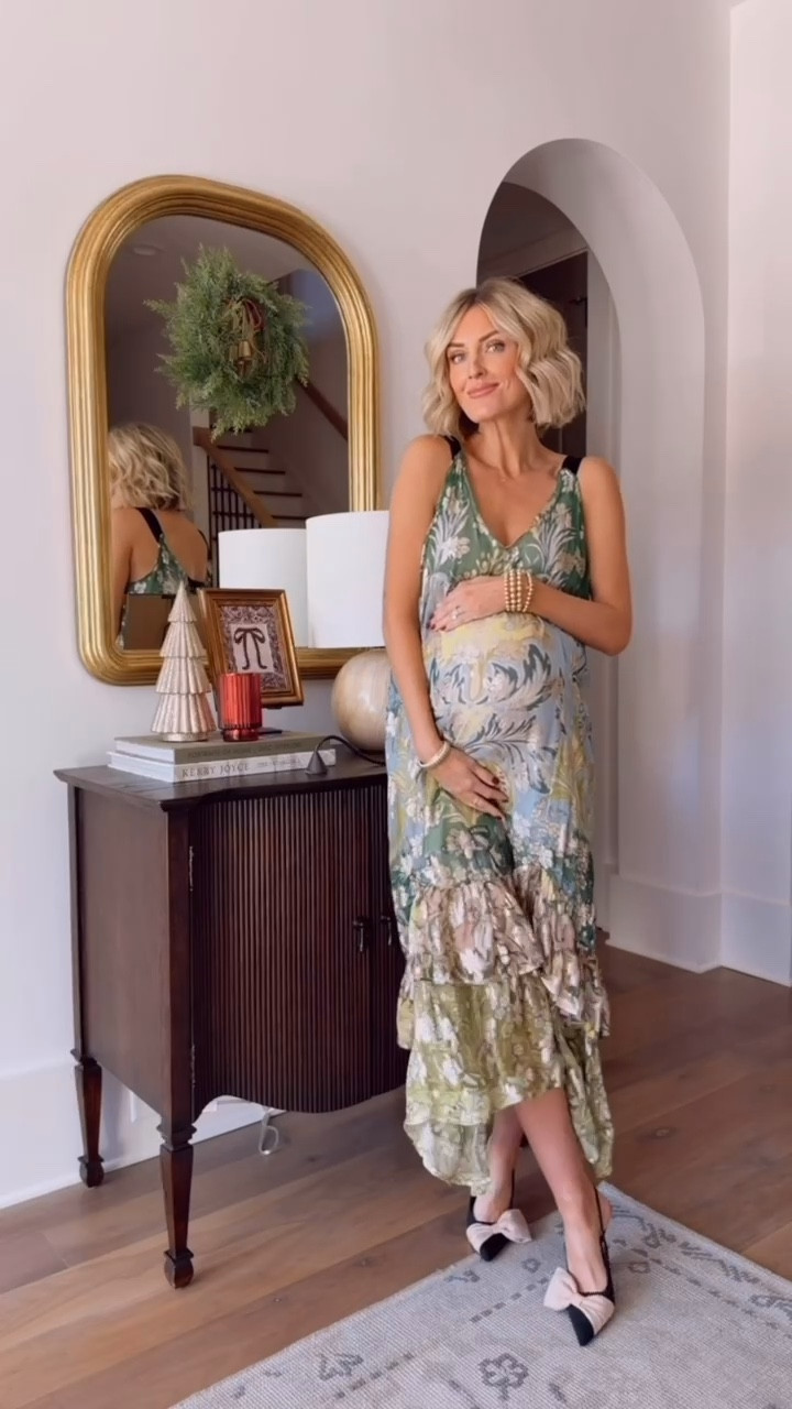 Sharing a few holiday looks from Anthropologie! ✨ All of these are 30% off using my code LOVERLY30 - they have so many awesome pieces perfect for your holiday parties/events! If you spend $200, you get a $50 credit to use between 12/11-12/25!

Loverly Grey, Anthropologie, Black Friday, holiday looks, holiday party 

#LTKHoliday #LTKCyberWeek #LTKSaleAlert