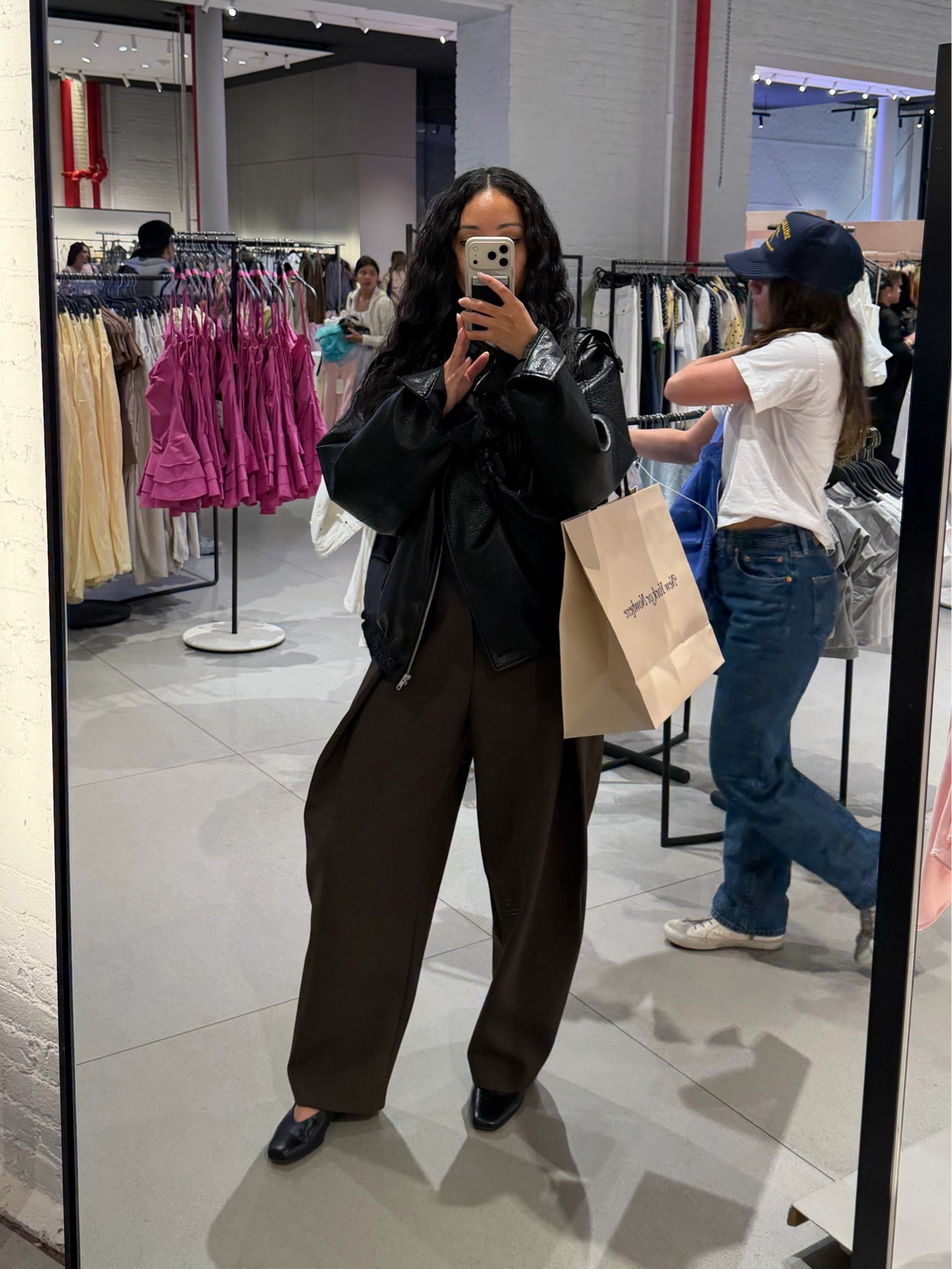 Back in my element ✨ Home in NYC! SoHo shopping 🛍️ @skims @nike @newyorkornowhere Pants are from @zara which I cannot tag 🥲

#LTKgrwm #LTKdayinmylife #LTKootd
