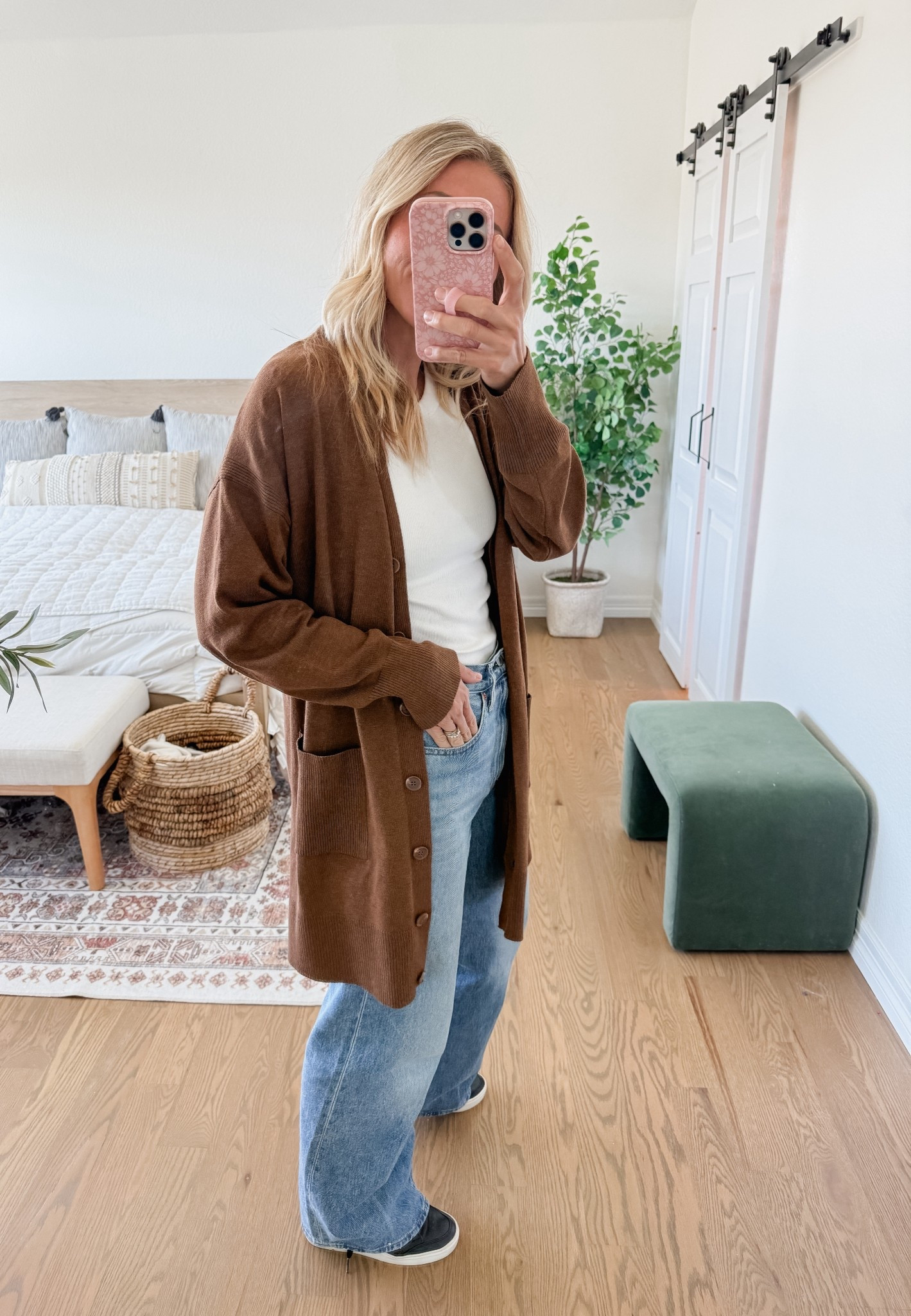 Great cardigan from Walmart, I suggest sizing up. I went up to an XL in this.

Fall outfit, game day, Walmart fashion, Sarah Joy 

#LTKOver40 #LTKSeasonal #LTKSaleAlert