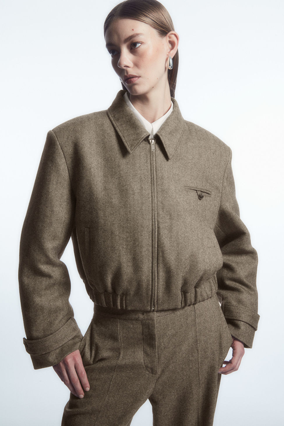 POWER-SHOULDER WOOL-HERRINGBONE JACKET | COS (EU)