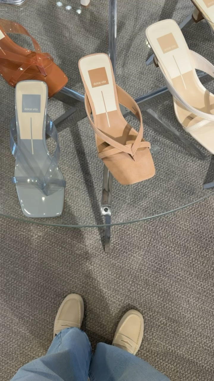 Strap sandals from Dolce Vita, jelly shoes, jelly sandals, spring shoes, annabrstyle

#LTKOver40