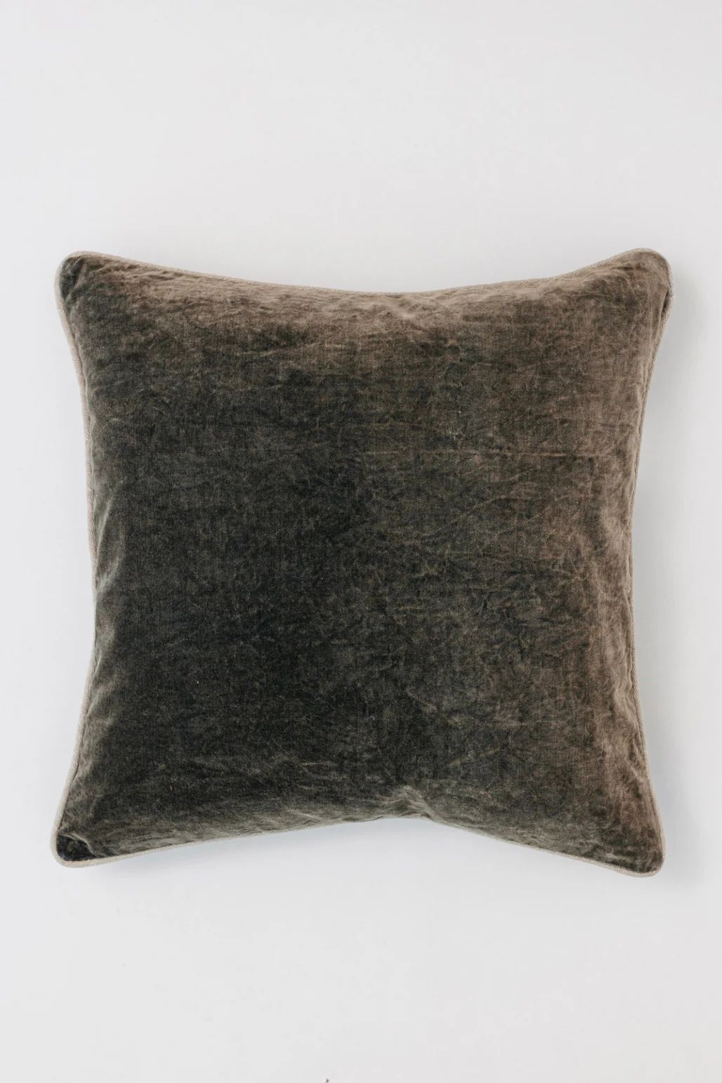 Canela Velvet Pillow - Mocha - THELIFESTYLEDCO Shop | THELIFESTYLEDCO