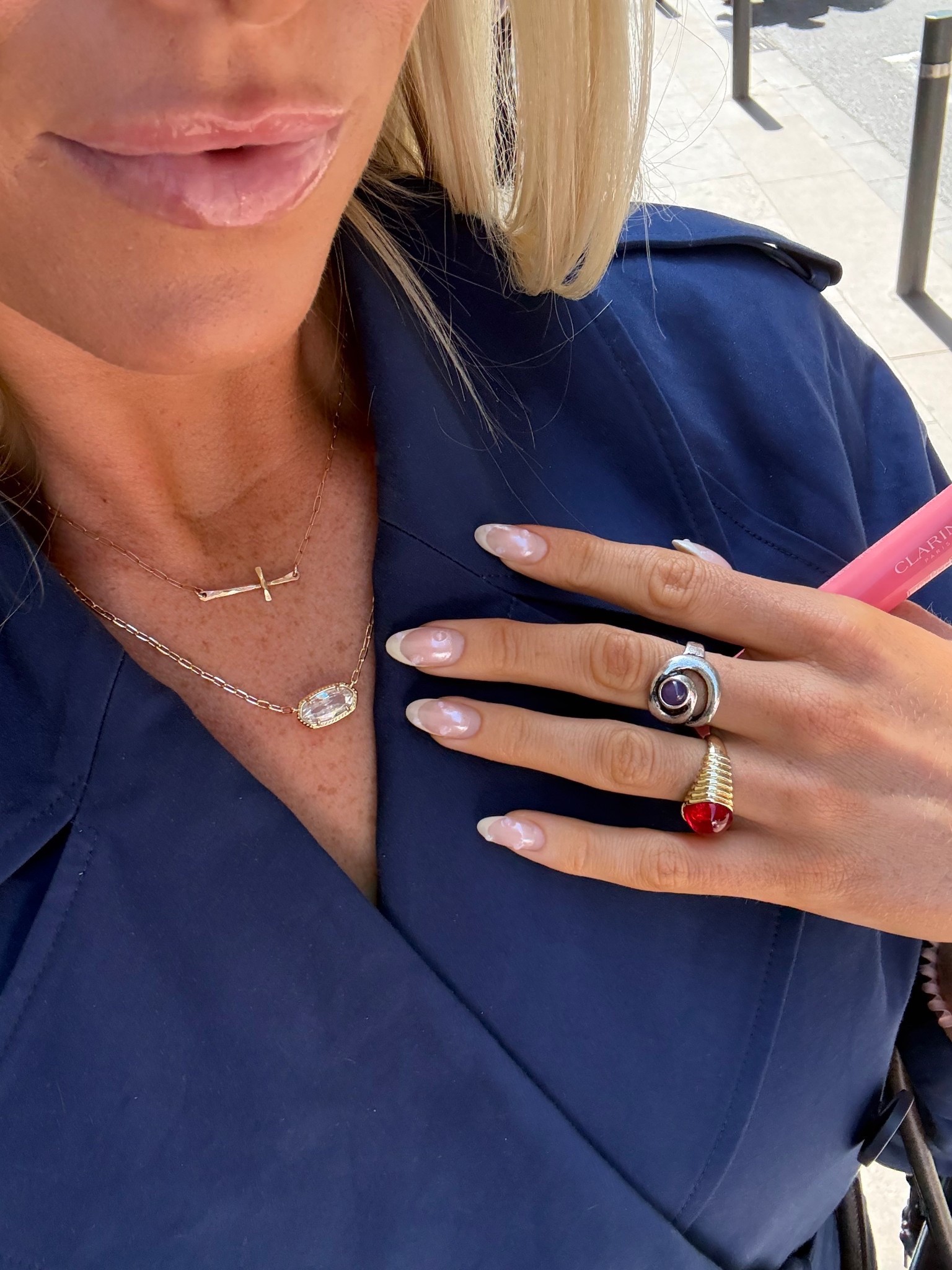 we’re mixing metals over here

#LTKdayinmylife #LTKootd #LTKBeauty