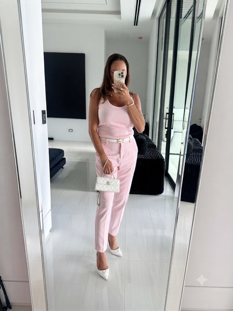 Pretty in pink! Casual everyday or office wear for summer!

Pants are a few years ago linking similar.  Pink top comes in blue too use that link.

#LTKdayinmylife #LTKootd #LTKWorkwear