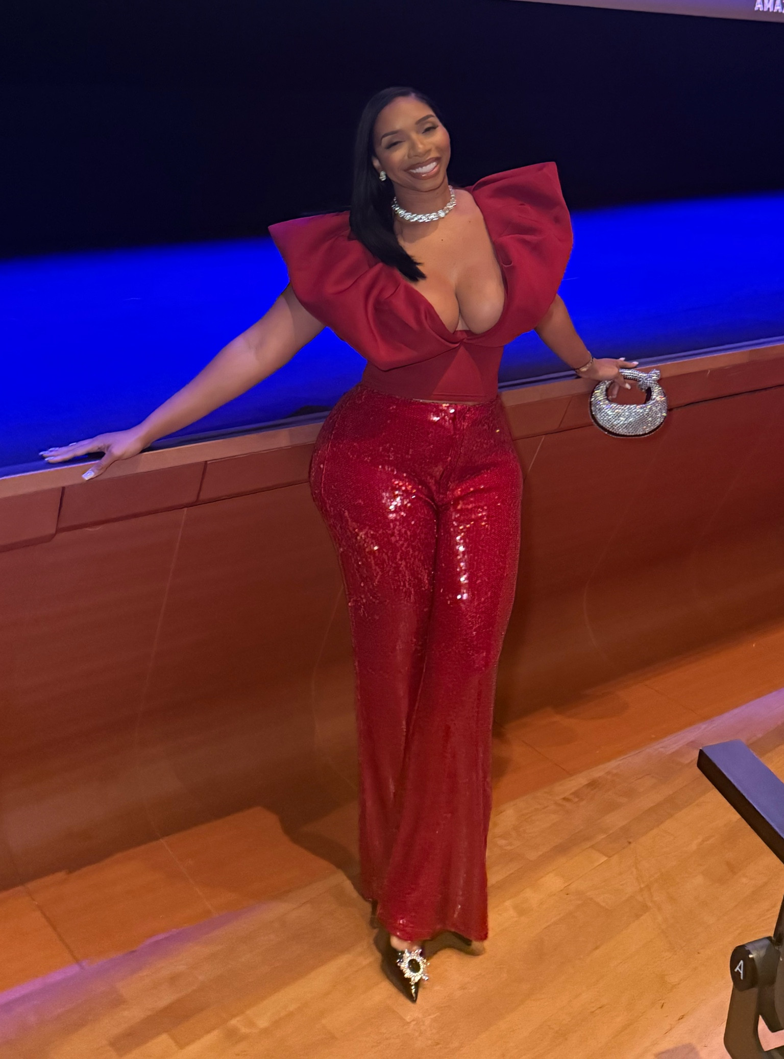 Holiday outfit! 
The Top is sold out from @akira 

#LTKSeasonal #LTKHoliday #LTKStyleTip