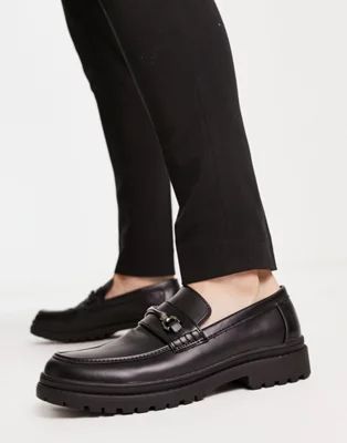 New Look chunky d ring loafers in black | ASOS (Global)