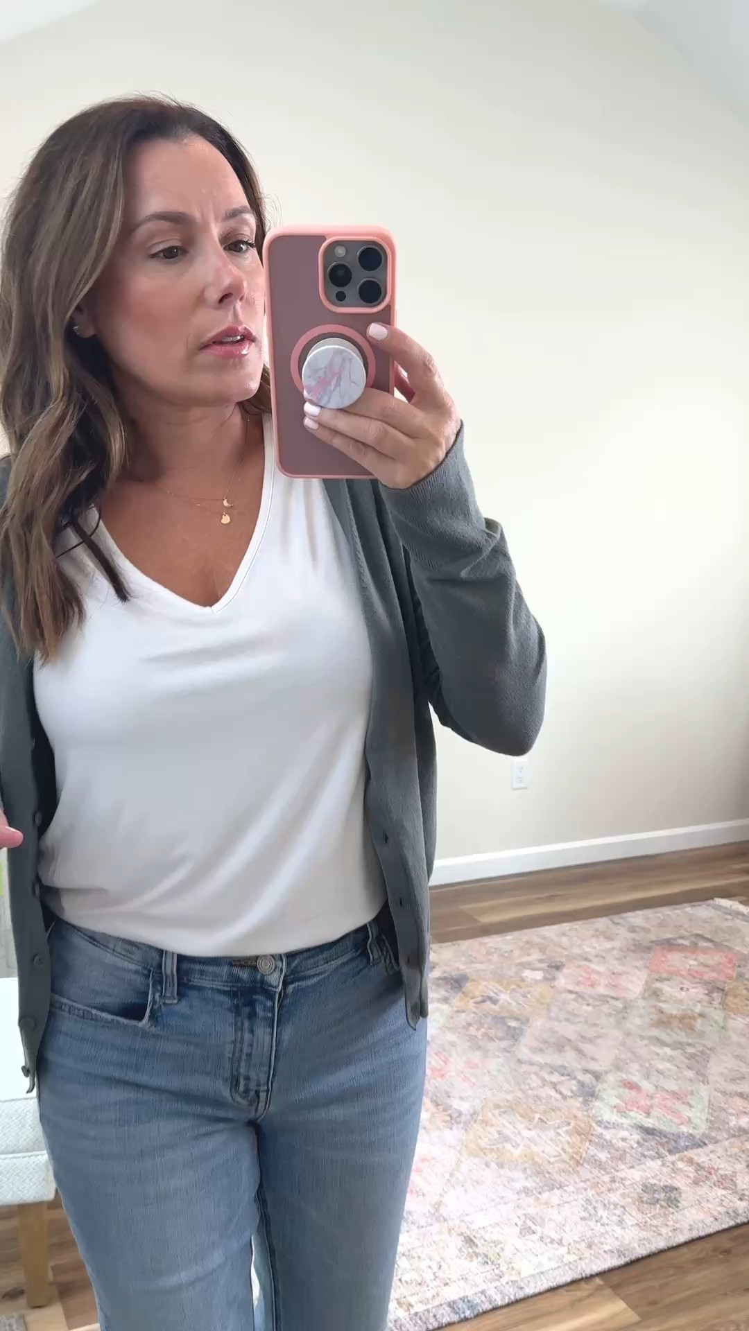 BUSY day 🤪 so easy ‘don’t have to think about it’ outfit is NEEDED! 

Love this green cardigan 🍃 from #LTKwalmart #LTKmomstyle 

#LTKSeasonal #LTKOver40 #LTKStyleTip