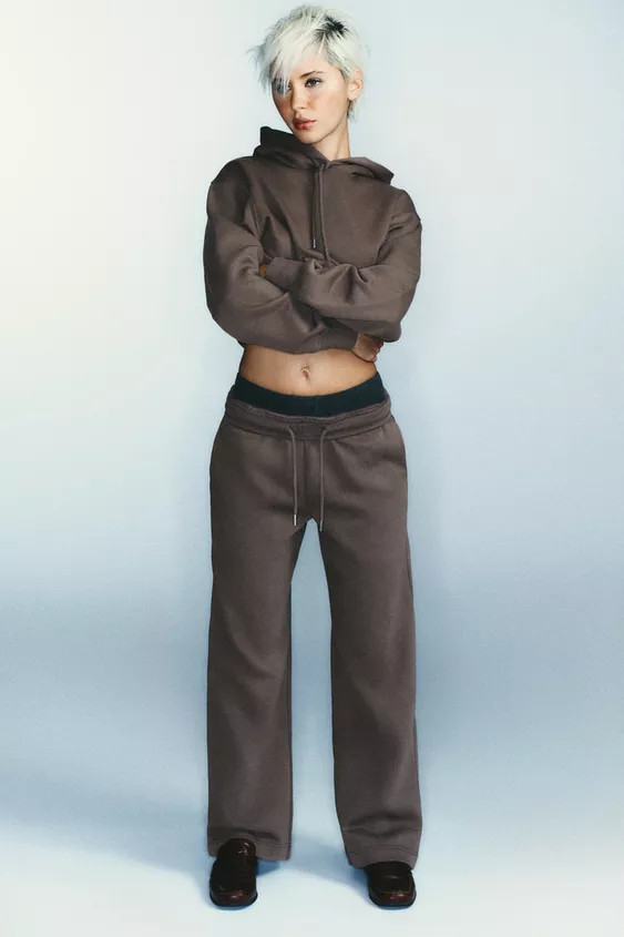 BASIC HOODIE SWEATSHIRT | Zara US