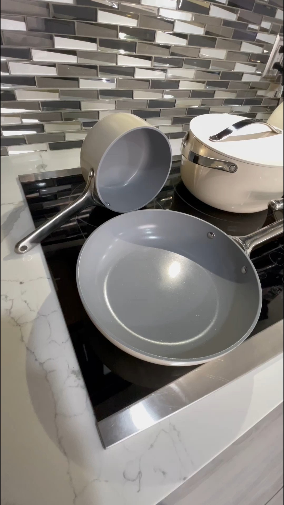 Upgrade your kitchen with this fantastic ceramic cookware set from Caraway. It's non-stick, simple to clean, and perfect for preparing healthy meals. Choose from a range of colors!
#giftguideforthecook #cookingessentials #homechef #kitchenfinds

#LTKHome #LTKSeasonal #LTKFindsUnder100