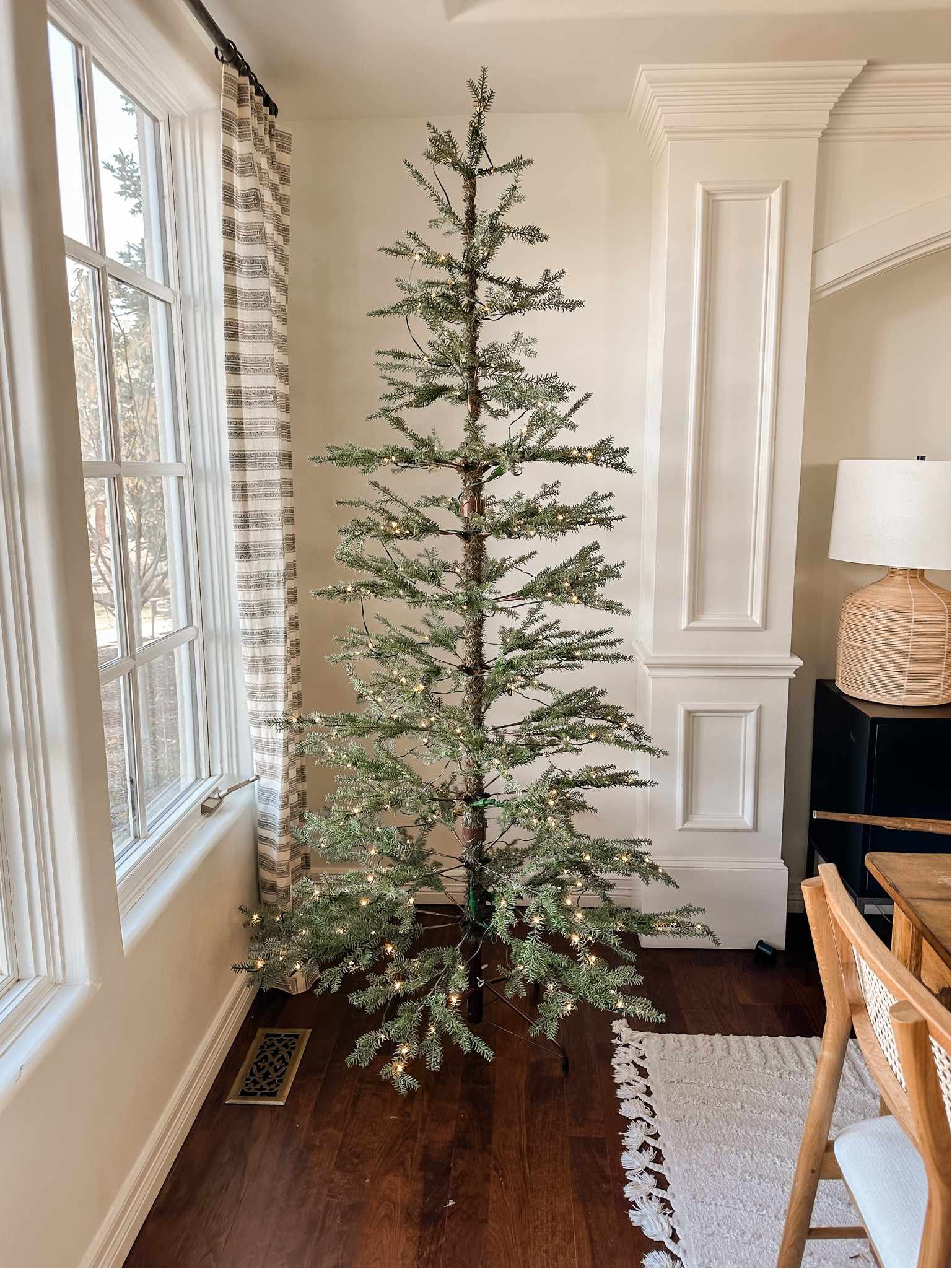 Christmas tree from Amazon!! 

Sarah Joy, Amazon home, holiday decor, Christmas tree 

#LTKSeasonal #LTKHoliday #LTKHome