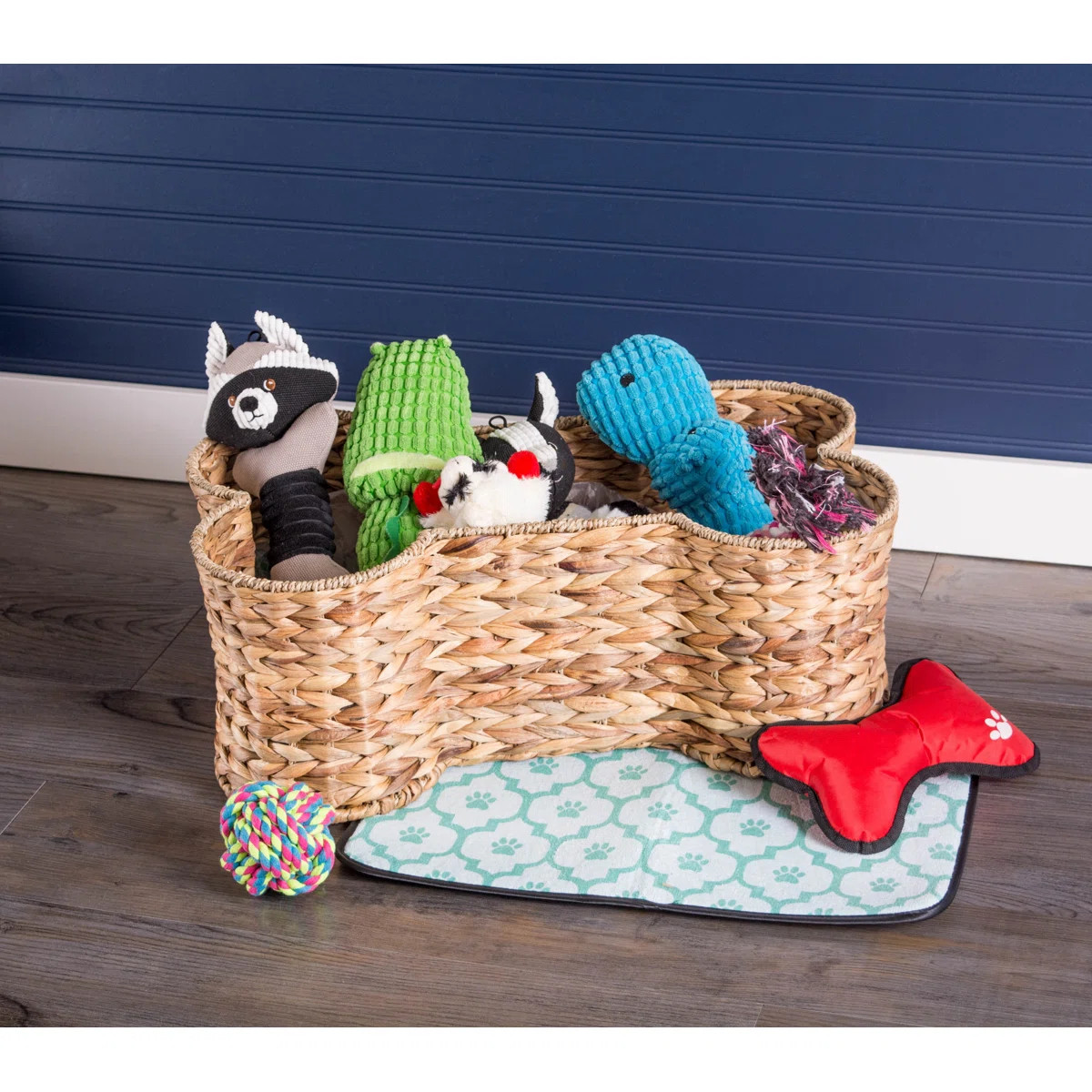 Tucker Murphy Pet™ Cambridgeshire Wicker Decorative Basket | Wayfair North America