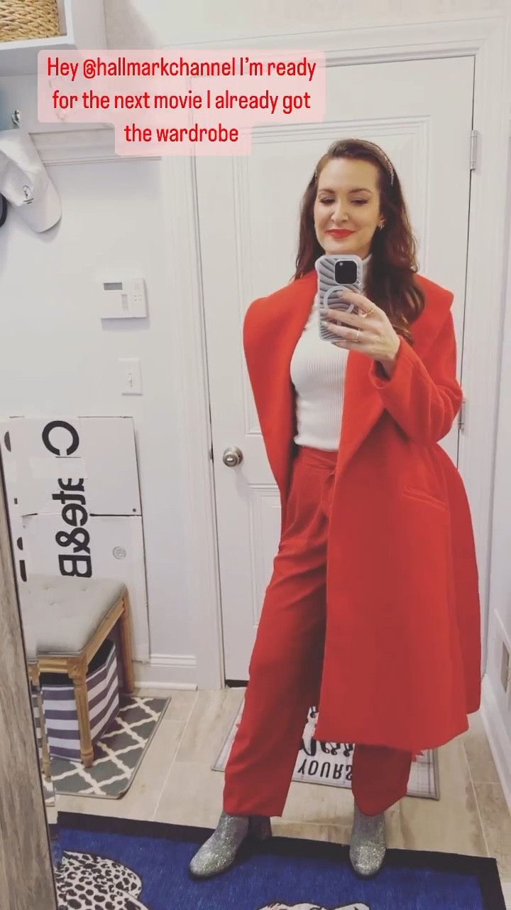 I will never get over this coat #hallmarkmovieclothes #hallmarkcoat #redcoat #statementcoat #peacoat #expresscoat 

#LTKFind #LTKSeasonal #LTKfit