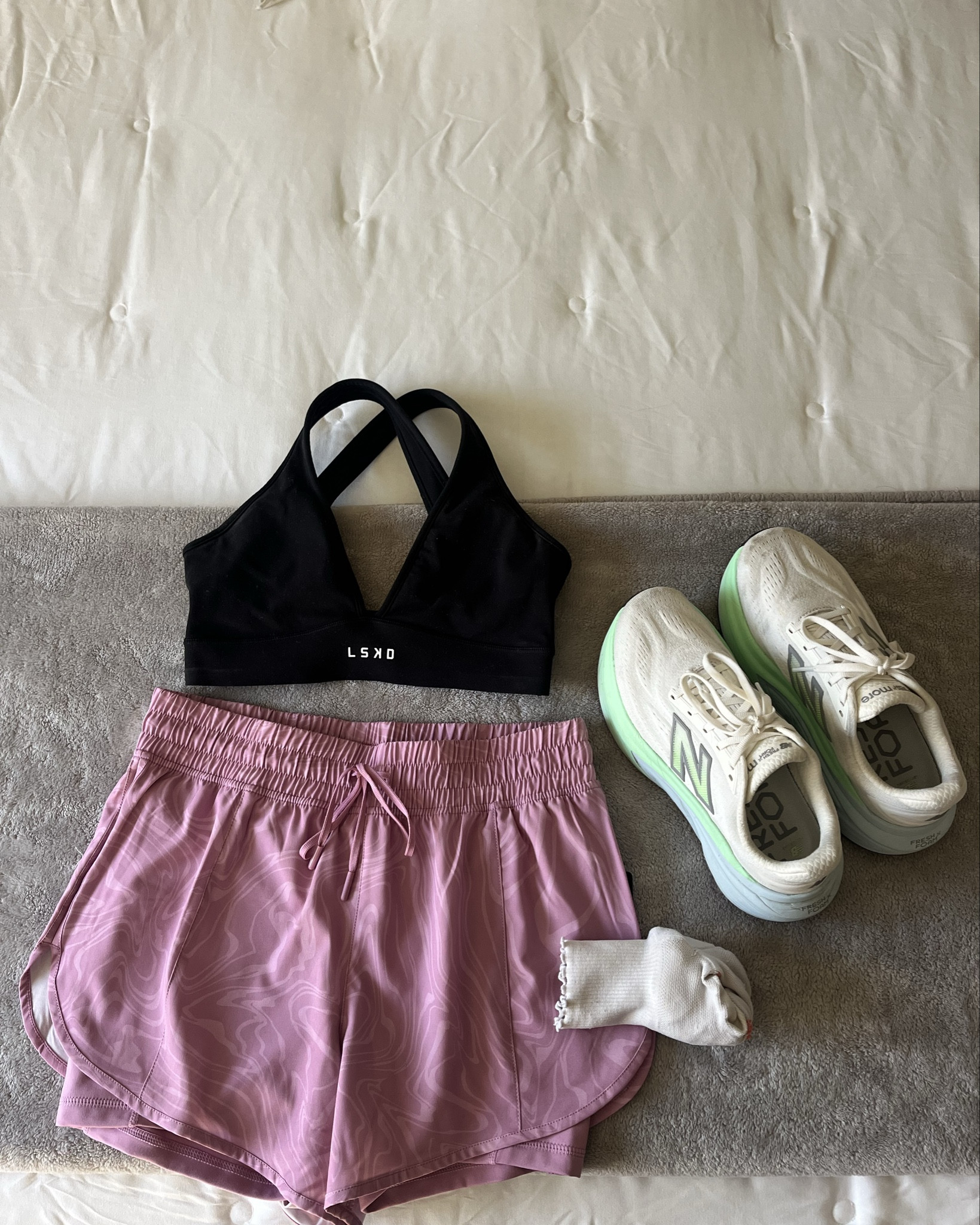 let the running content begin ✨ 
most recent marathon fit! 🎀🏃‍♀️ 
sharing my current running shoes here & have soo many more running recs to come! 

#LTKmomlife #LTKActive #LTKootd