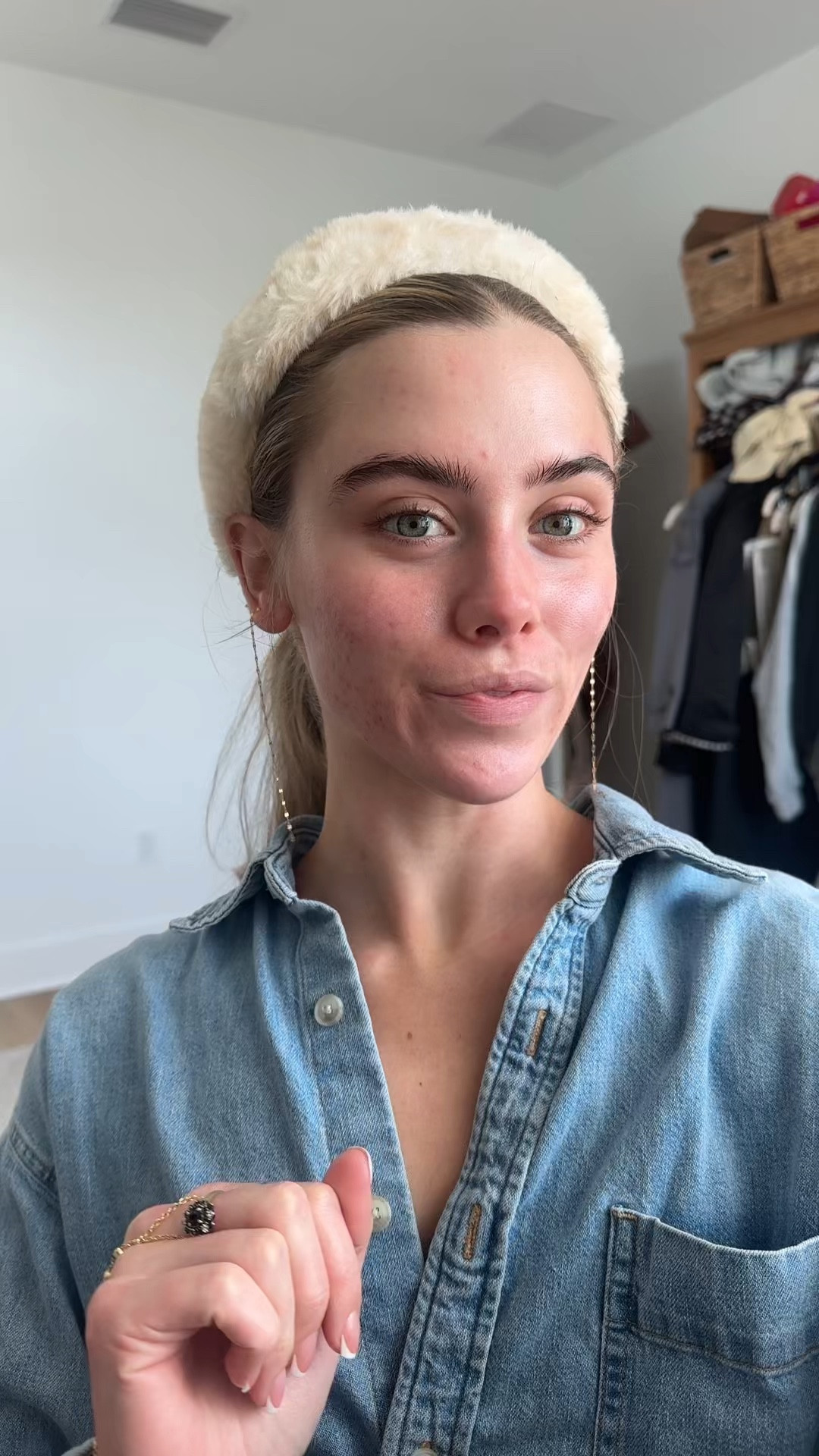 get ready with me 💛 skin needs to be hydrated so bioron calendula cream or magic molecule (code SLOANE15) for prep before my dibs beauty LoveBeam perfector shade 1. Natasha Denona foundation shade N6 Haus labs glossy blush stick shade glossy cinnamon as a bronzer and makeup by Mario shade rose crush blush. Natasha Denona concealer shade N2. Huda beauty loose setting powder cherry peach powder. Maybelline clear brow gel. Dibs beauty baked bronzer shade caramel cappuccino and dibs beauty baked blush shade spice gal. L’Oréal Paris 3 second setting mist setting spray. Anastasia Beverly Hills setting spray. Maybelline body mascara. Dior beauty highlight palette shade universal glow. Persona cosmetics lip liner and lawless beauty lip gloss shade nude sky 

#LTKFindsUnder50 #LTKBeauty #LTKgrwm