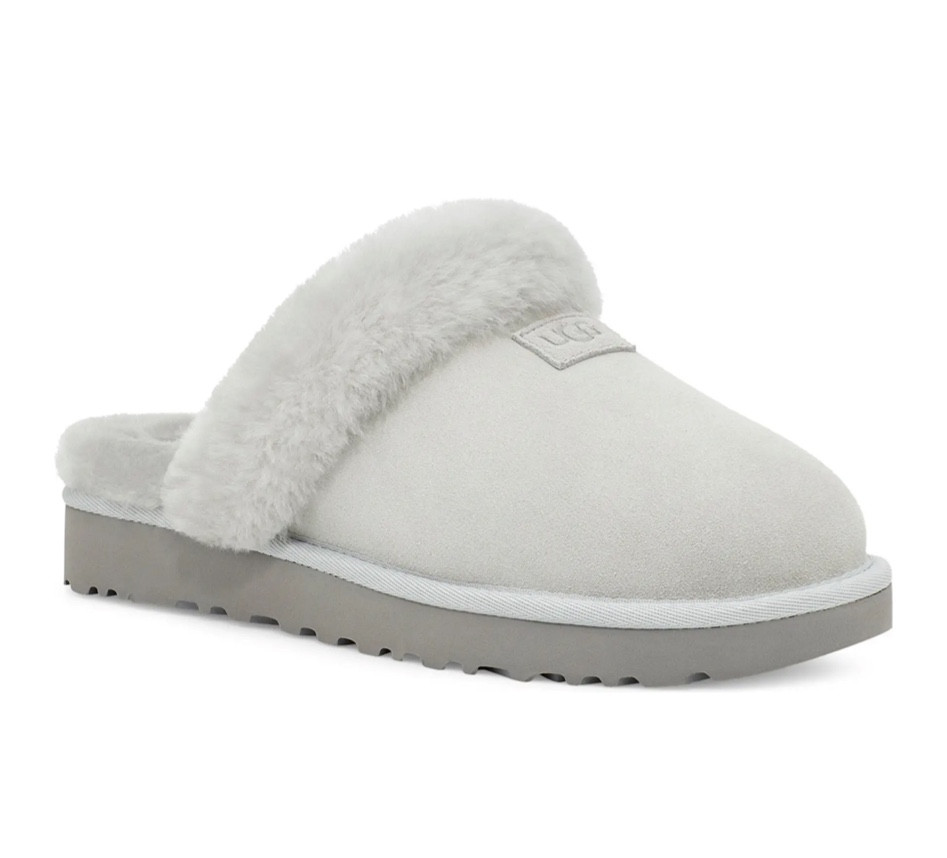 Ugg Slippers on sale!! 

#LTKSeasonal #LTKsalealert #LTKCyberweek
