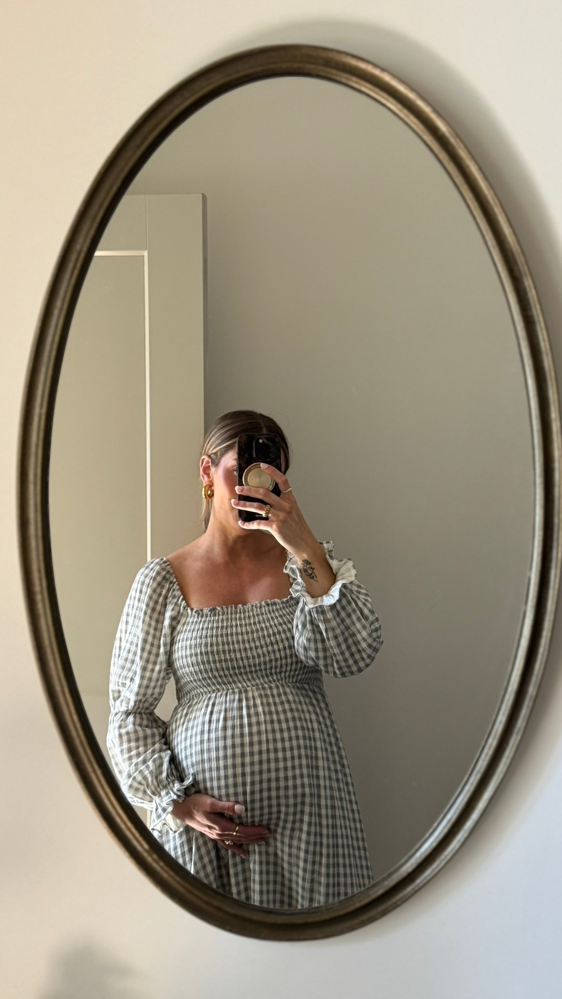 This dress is so cute and I can still wear it post pregnancy - WIN! 😍

Size XS but this style is OOS so I linked similar looks for you!

#maternity #bumpfashion #momlife #springlooks #springoutfit #worthcollective

#LTKootd #LTKmomlife #LTKSeasonal