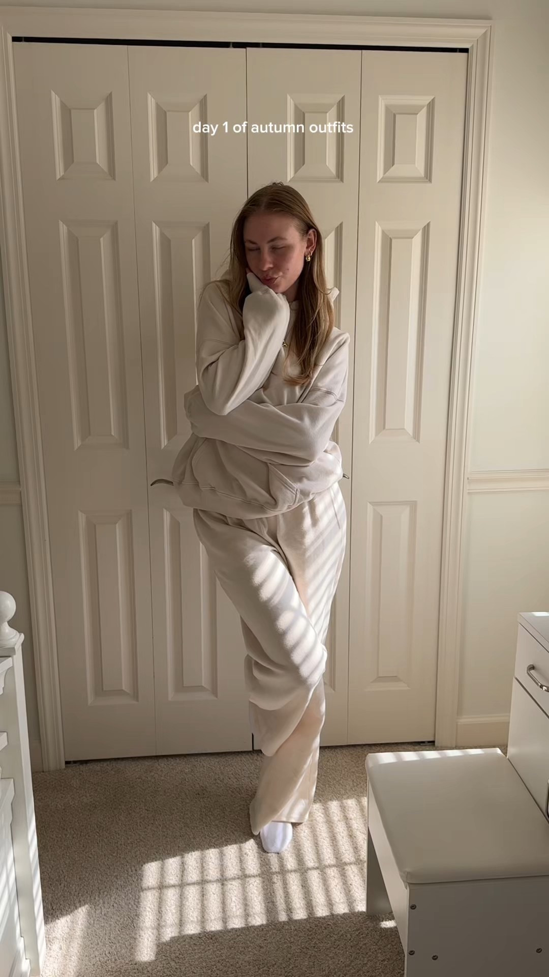 cozy fall ootd 🍂🤍

#hollister #fallootd #falloutfitinspo #fallaesthetic 

#LTKBeauty #LTKStyleTip #LTKTravel