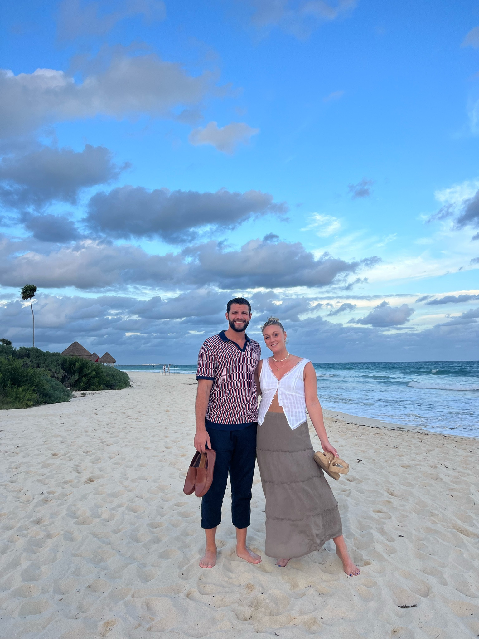 Beach outfit, vacation outfit, beach vacation, resort outfits, skit, hollister, gift guide

#LTKGiftGuide #LTKfindsunder50 #LTKtravel