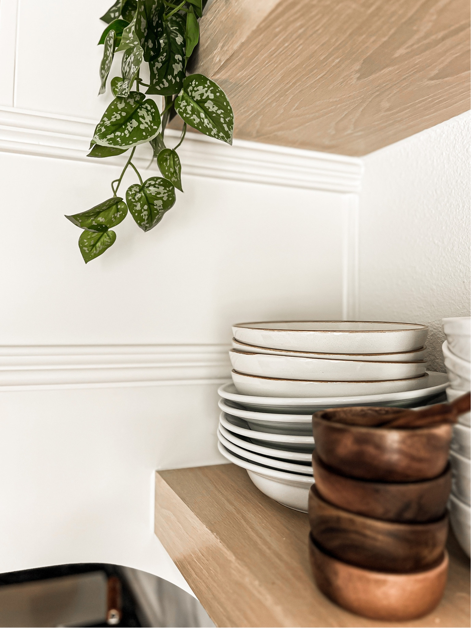 Amazon kitchen finds 🤎🤎 perfect salad or pasta bowls, and mini bowls for nuts, spices, etc. 

Bowls - stoneware ceramic
Mini bowls + spoons - Acacia wood 

#LTKunder50 #LTKFind #LTKhome