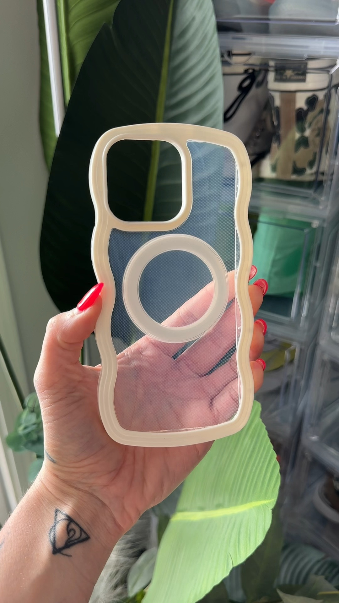 #FoundOnAmazon: New #iPhone14ProMax Case! 😍 Available for iPhone:
🔹 XR
🔹 11
🔹12, Pro & Pro Max
🔹 13, Pro & Pro Max
🔹 14, Pro & Pro Max

*As an Amazon Affiliate I earn from qualifying purchases.* #ad #commissionsearned 

xo, e

#LTKunder50 #LTKFind #LTKtravel