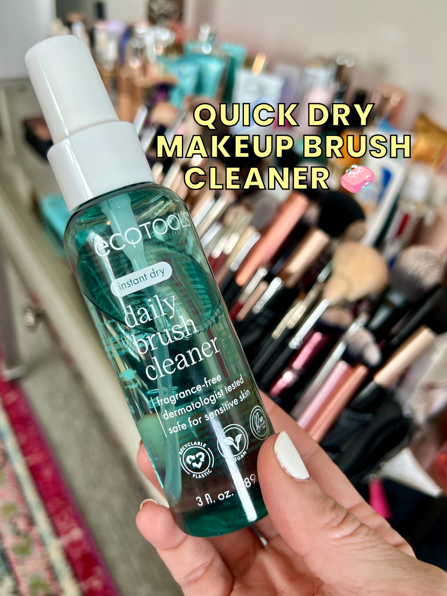 🧼 💧 The EASIEST way to QUICKLY clean your makeup brushes is with this formula!! DO not skip doing this ladies!!

#LTKBeauty #LTKActive #LTKFindsUnder50
