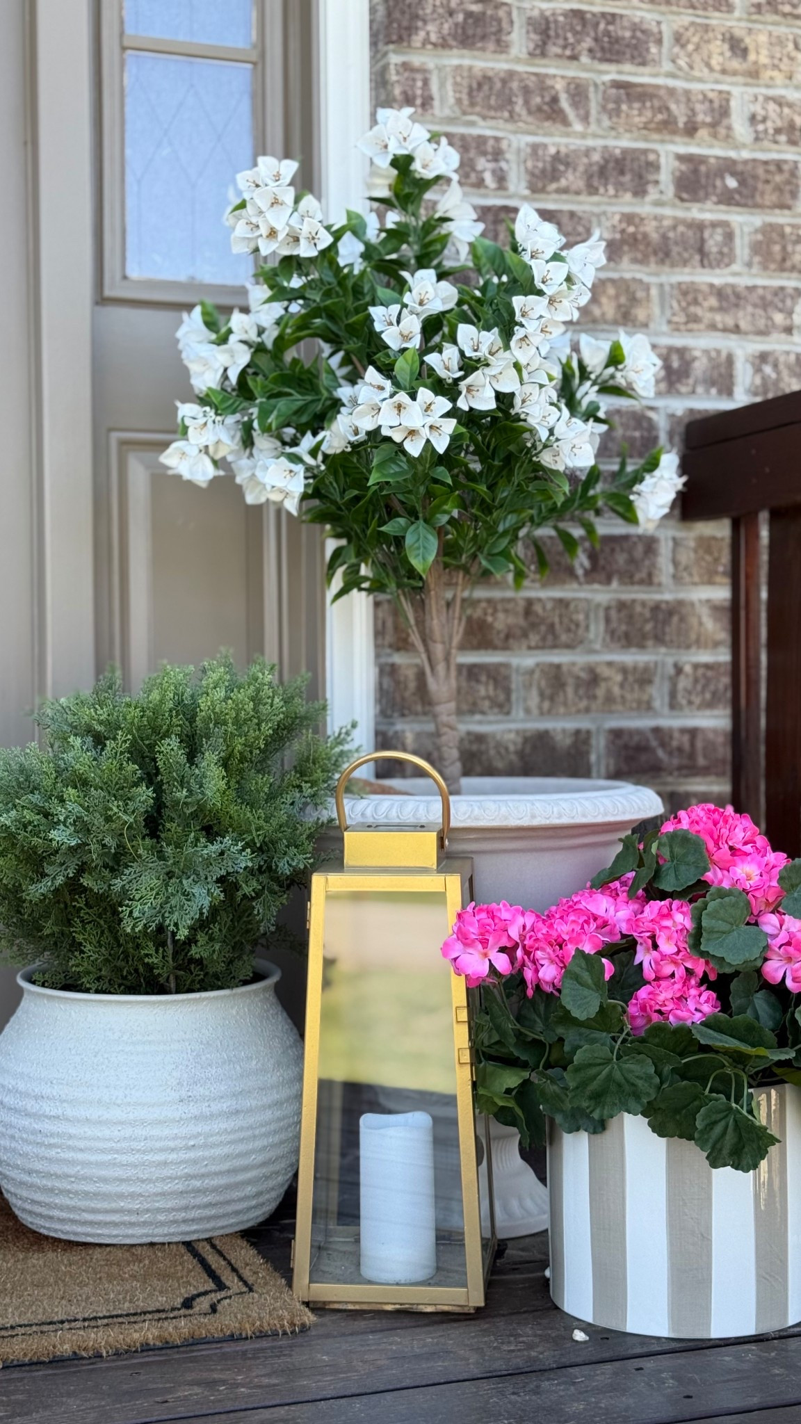Front porch decor ☀️🌺

#LTKHome