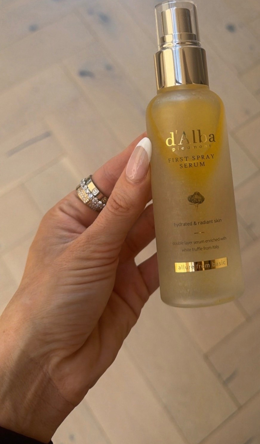 This serum is insane!! It gives your skin so much hydration as well as setting your makeup perfectly - it fuses all the makeup together so it won’t move!! You can also use it on bare skin to brighten it up!! Trust me this is so so good - over 30 million bottles of this have been sold worldwide!! 💛

#LTKbeauty #LTKuk #LTKeurope