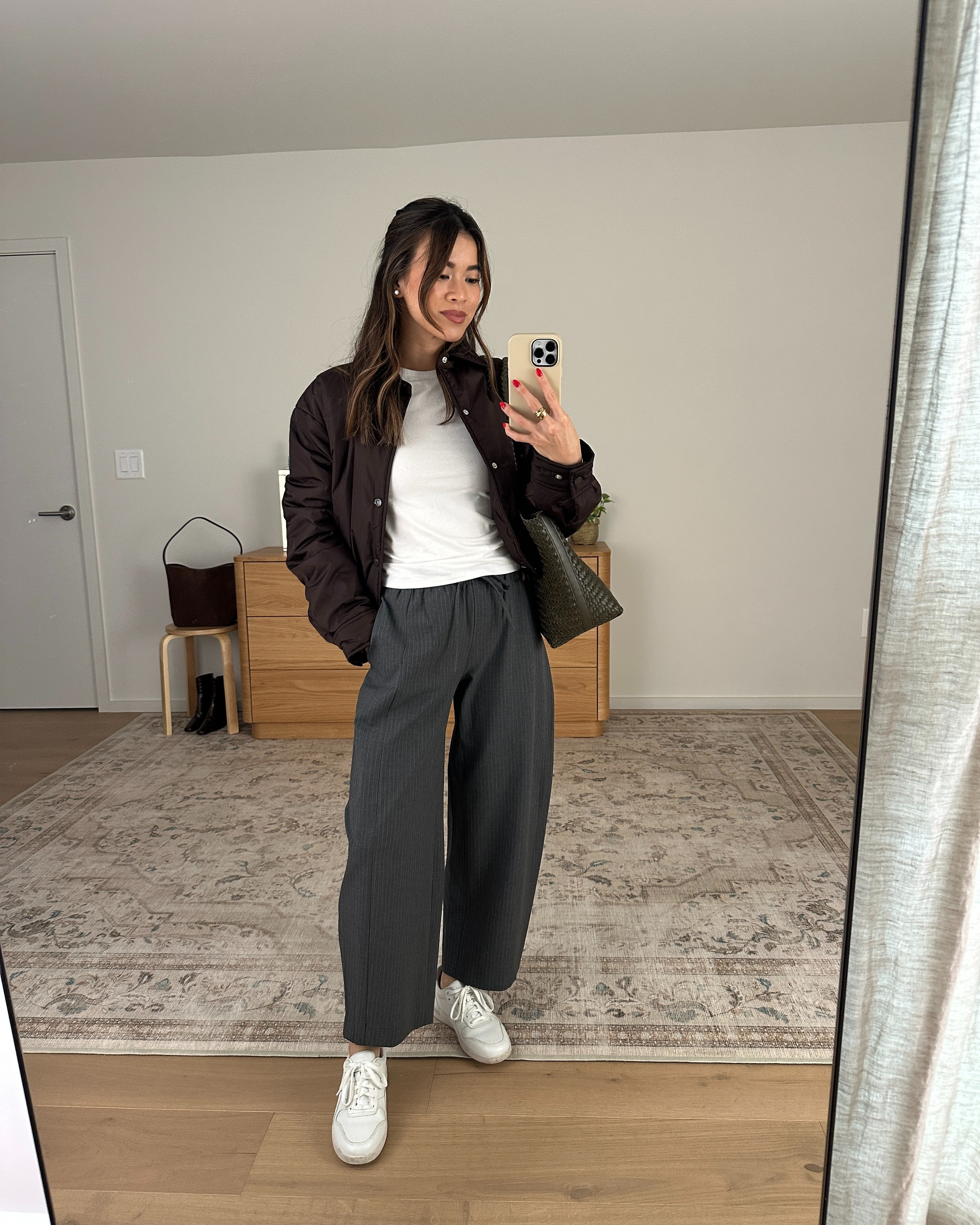 I love these barrel pants from @Aritzia. They are the perfect length on me (I’m 5’2)!

Sizing info: 
-Aritzia HomeStretch Rib Tune T-Shirt (Size XS in white) 
-Aritzia Heartland Jacket (Size XS in Rich Mocha Brown)
-Aritzia Commentary Pant (Size 2XS in Hthr Chrcl/Nmd Tup) 

Aritzia Fall New Arrivals, Aritzia Sweaters, Aritzia best sellers, best pieces from Aritzia for petite, what pants from Aritzia will fit if youre petite, Petite style guide, how to dress if you’re petite, Petite style, petite fashion, mom outfit, mom style, petite pants, petite outfit ideas, petite outfits, best pants for petite, Fall style, Fall outfits, vacation outfits, Aritzia try on, fall jacket, fall coat,

#LTKootd #LTKSeasonal #LTKPetite